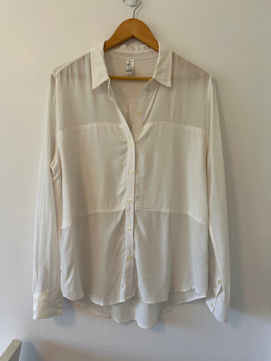 Spanx Washed Silk Paneled Button-Front Shirt in White - Size Large