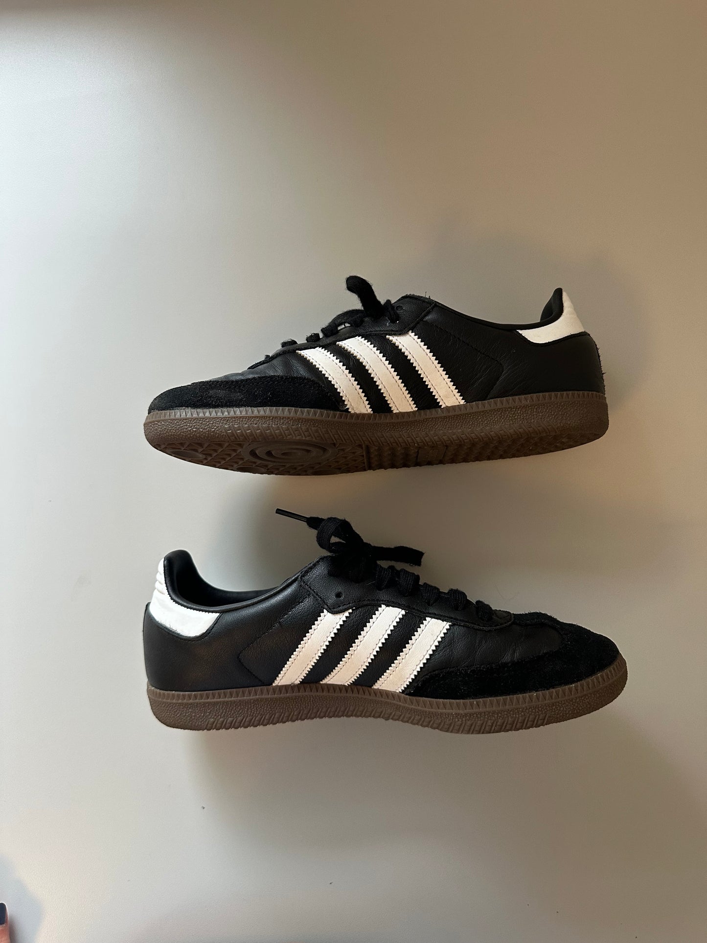 Adidas Samba OG W Sneakers in Core Black/Cloud White/Gum | Size 7.5