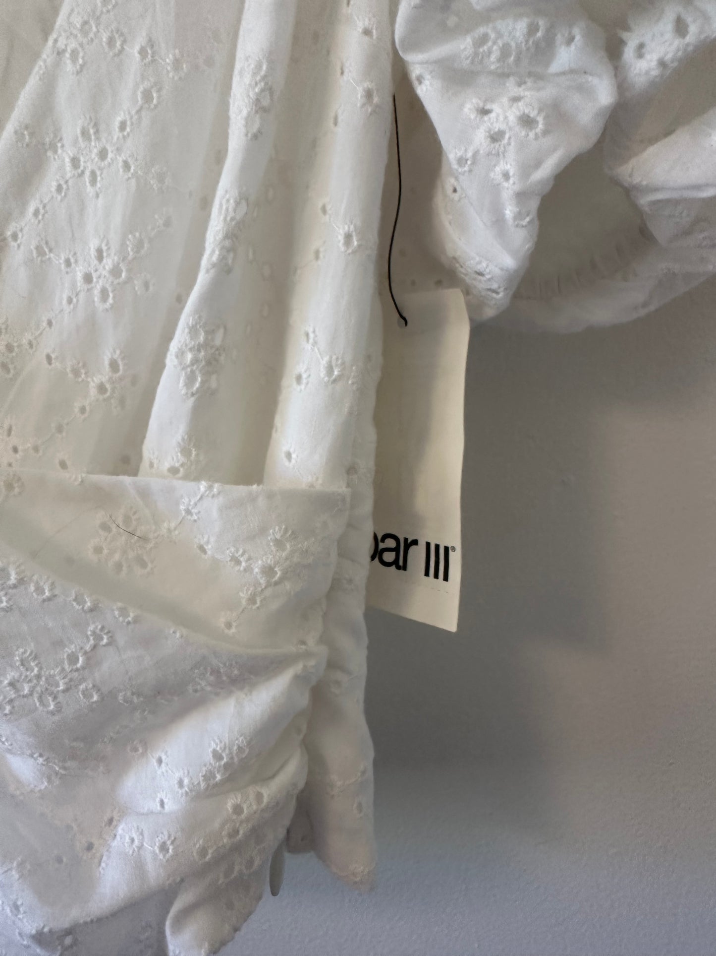 NWT Bar III White Eyelet Wrap Cropped Puff Sleeve Blouse | Size 6