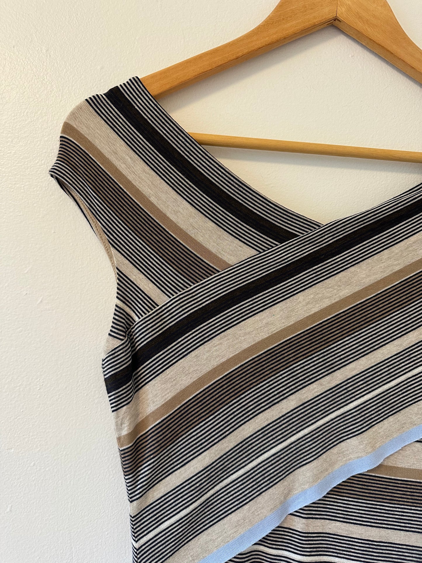 Bailey 44 Striped Gray and Black Body Con Dress Size Small