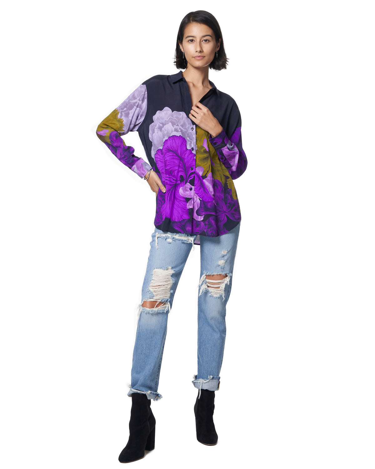 The Kit Zoe Floral Long Sleeve Blouse in Violet Iris | Size Large