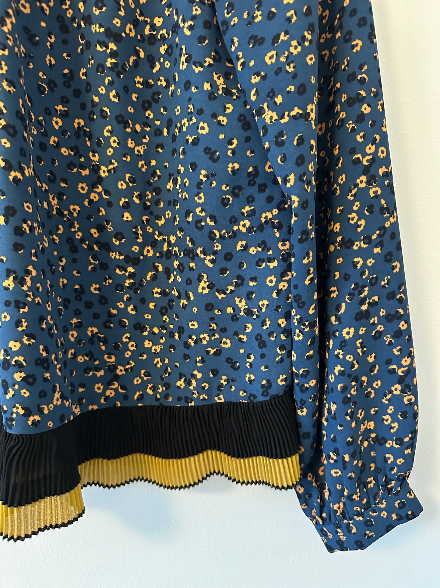 Current Air Blue Printed Blouse Size XS