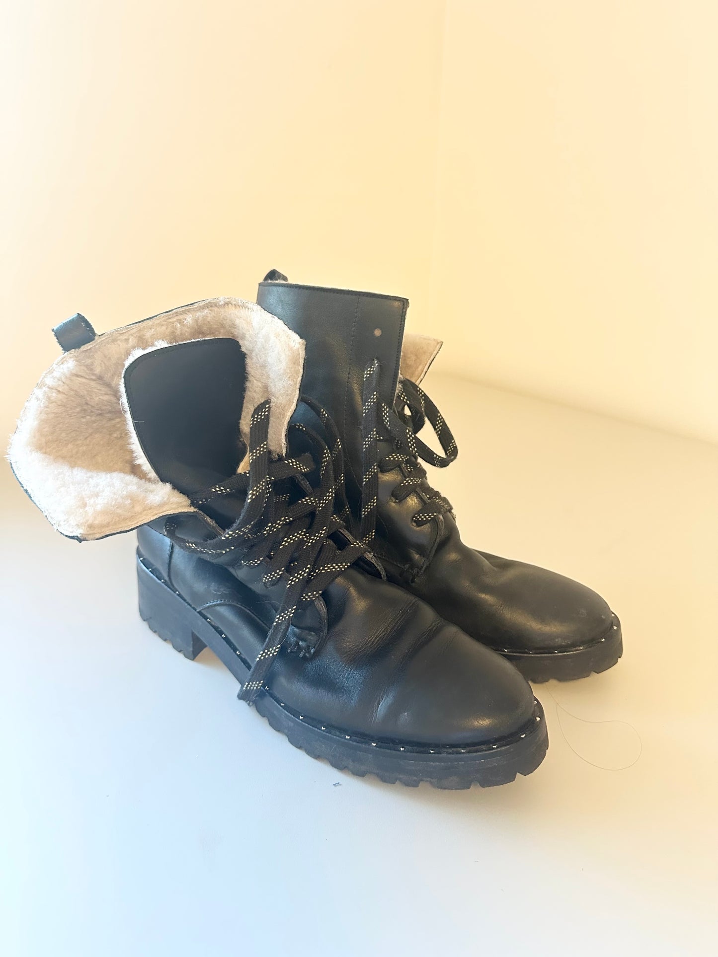 Freda Salvador Black Leather Shearling Lined Lace zip Hiking Combat Boots