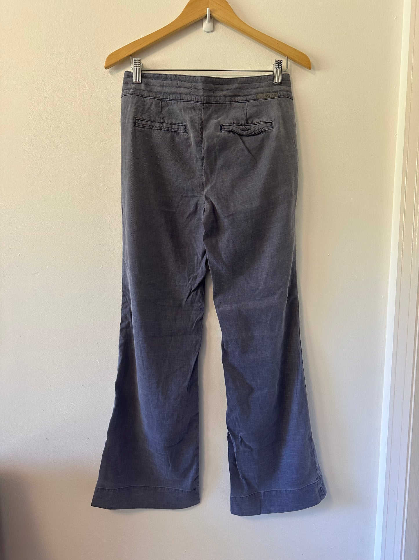 Level 99 Charcoal Low Rise Flare Pants | Size 28 Petite
