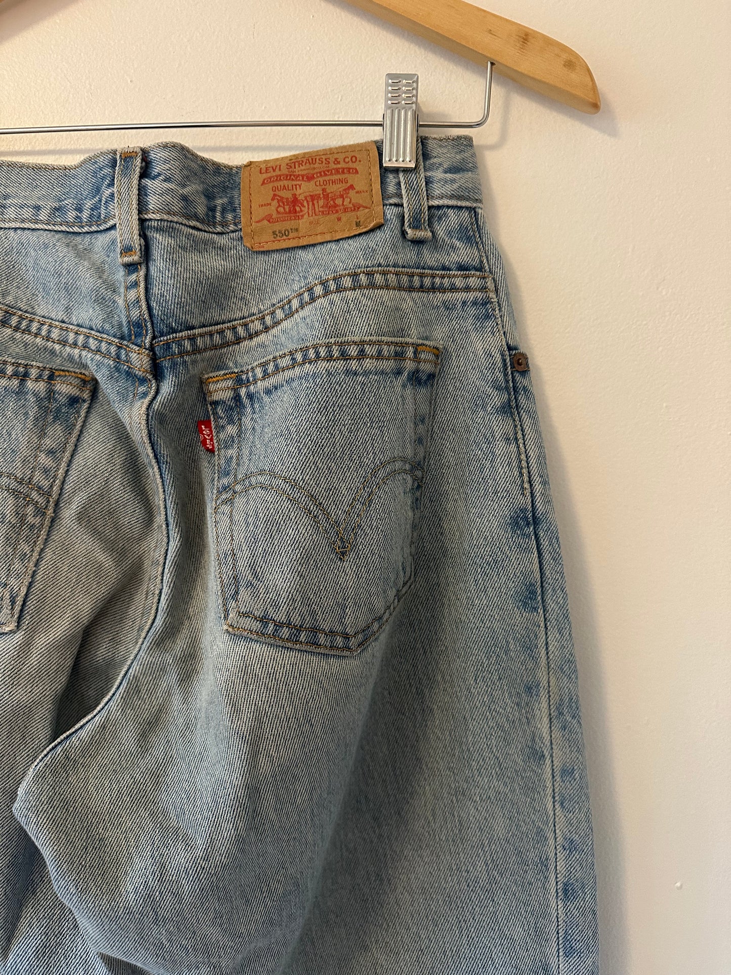 Levi's Vintage 90s Light Blue Classic Relaxed 550 Jeans | Size 6