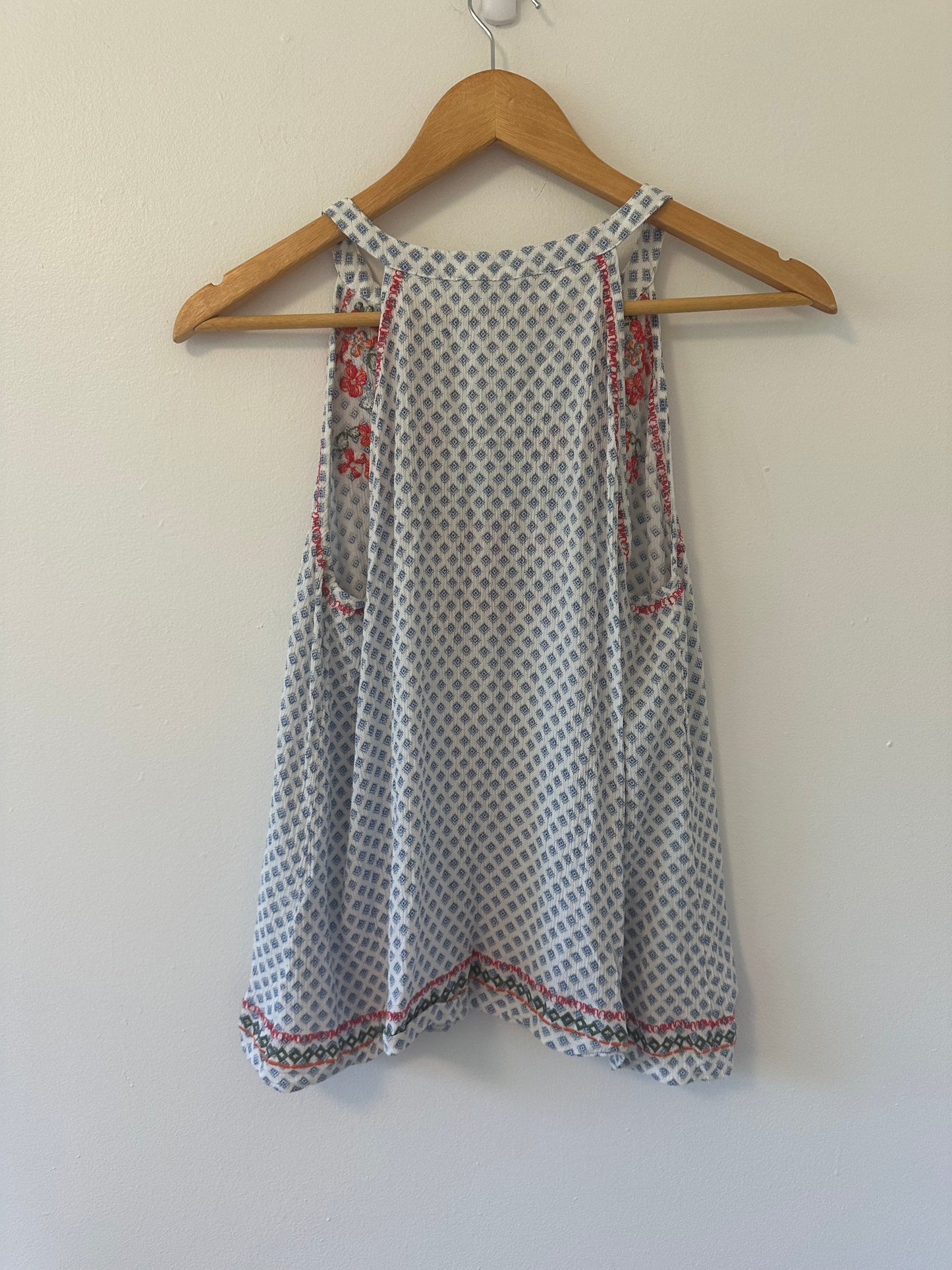 THML Embroidered Sleeveless Top in Blue and Red - Size Large