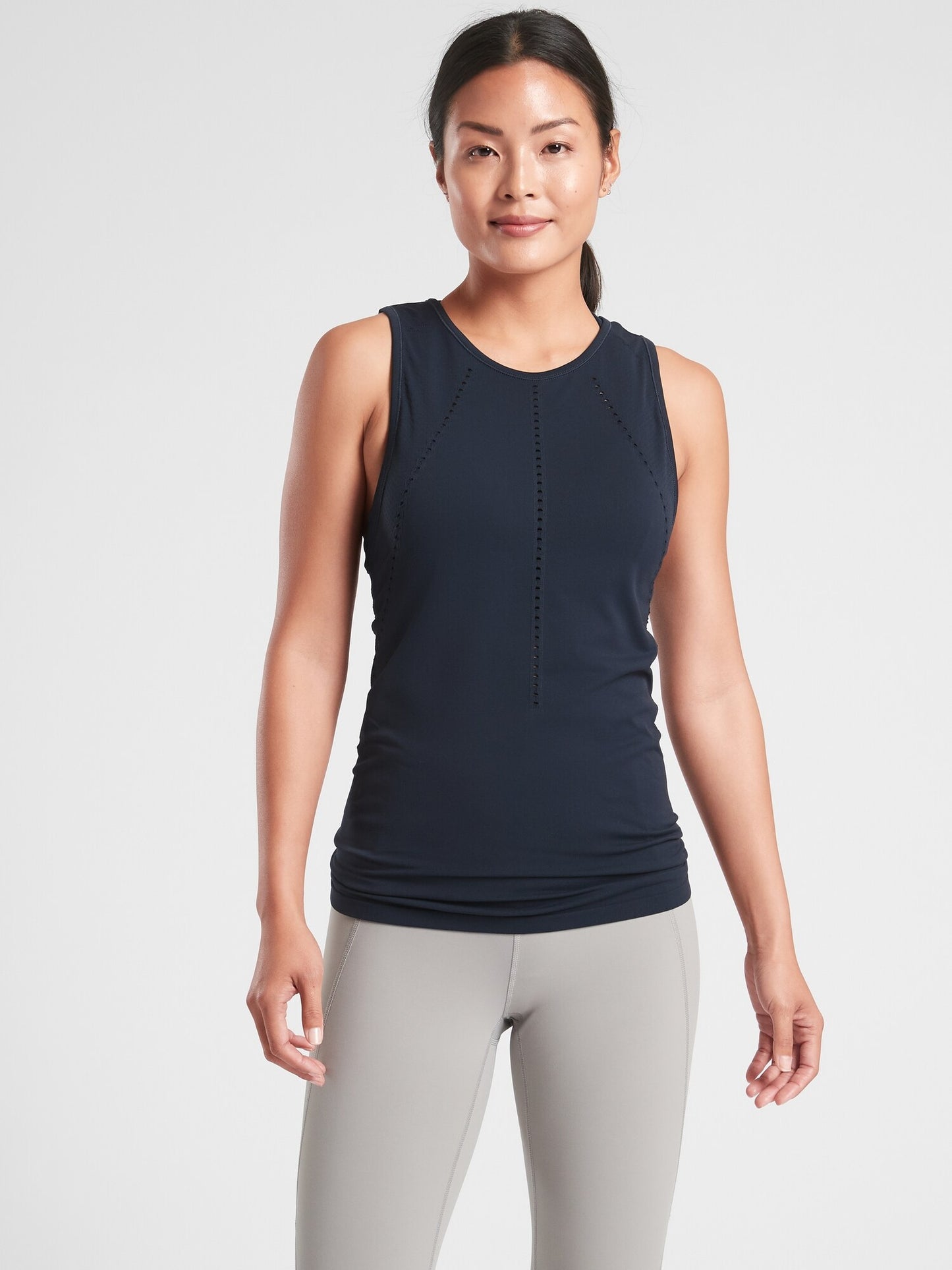 Athleta Foothill Seamless Tank in Black - Size Medium