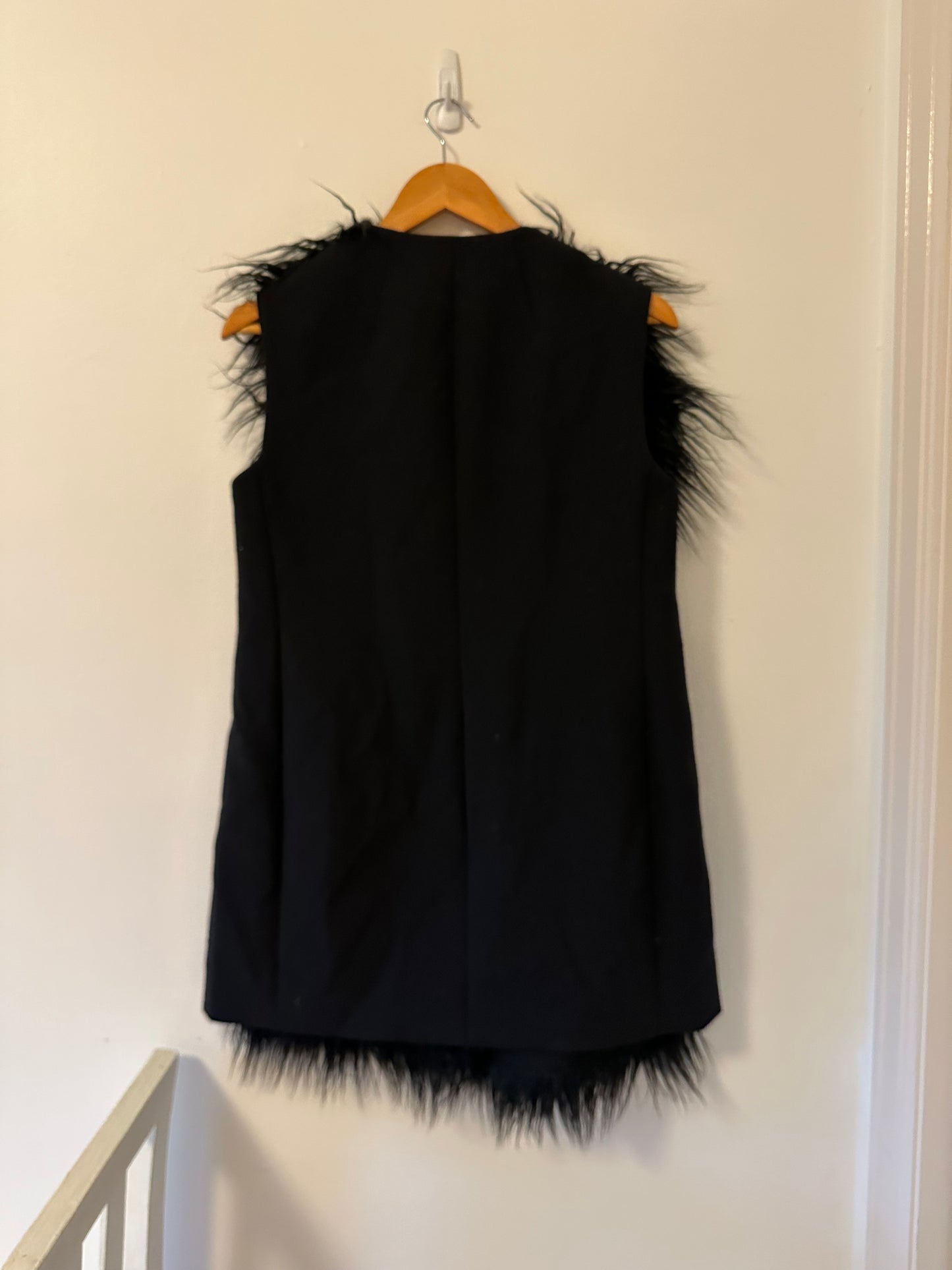Theory Black Faux Fur Teddy Vest - Size Small
