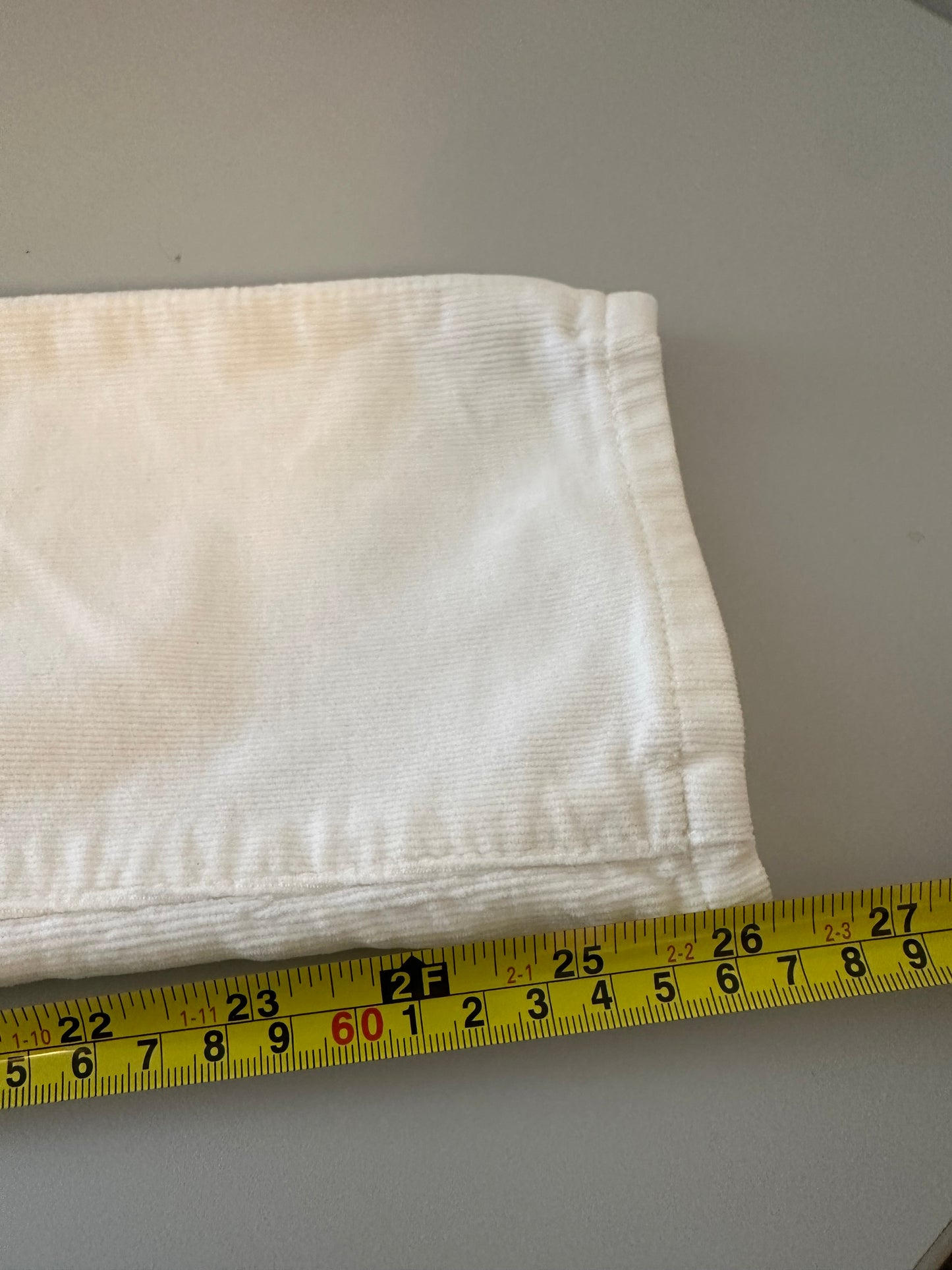 AG Adriano Goldschmied Stevie Ankle White Corduroy Jeans | Size 27