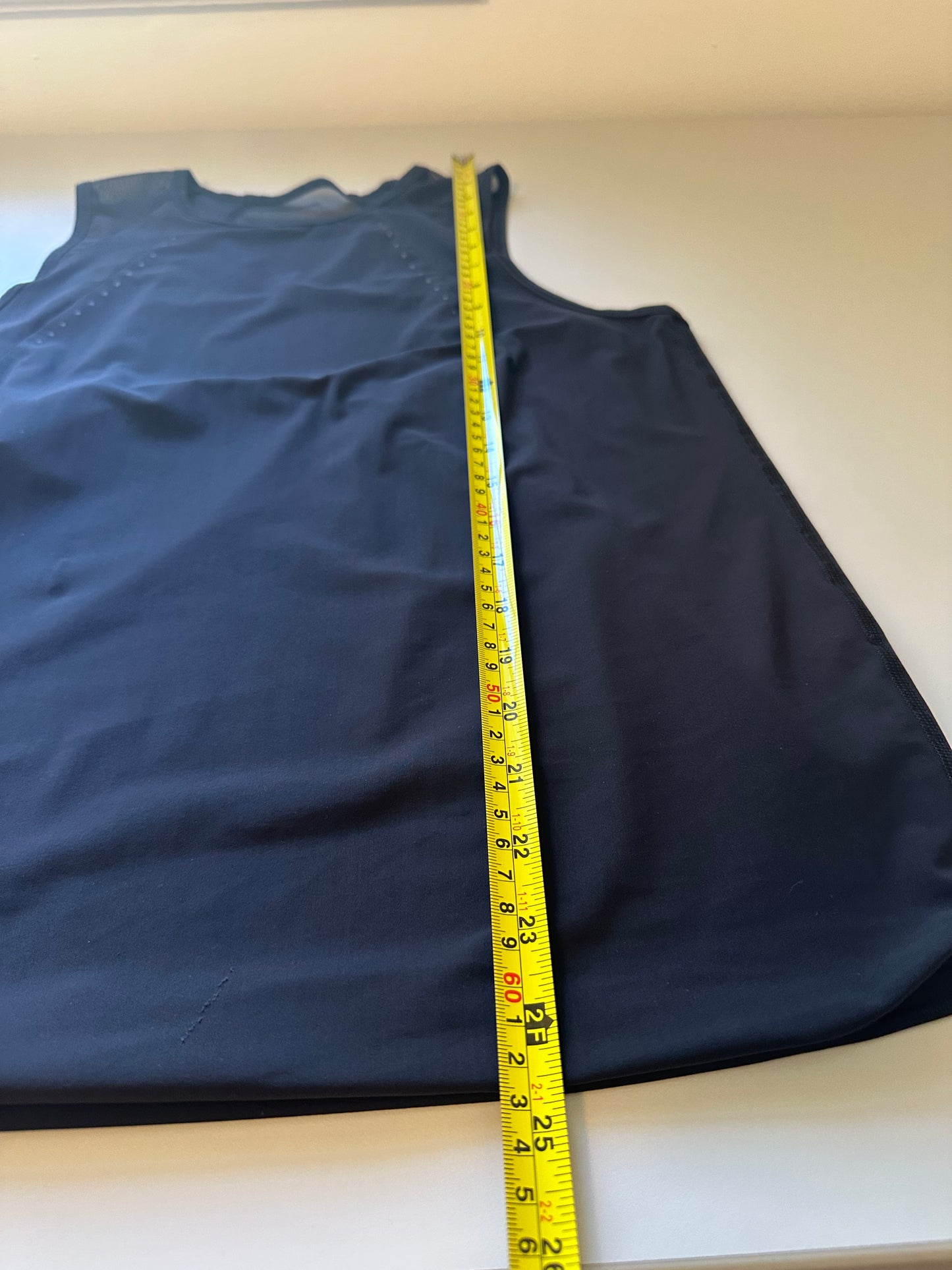 Lululemon Athletica Black Sculpt Running Lightweight Tank Top | Size 10