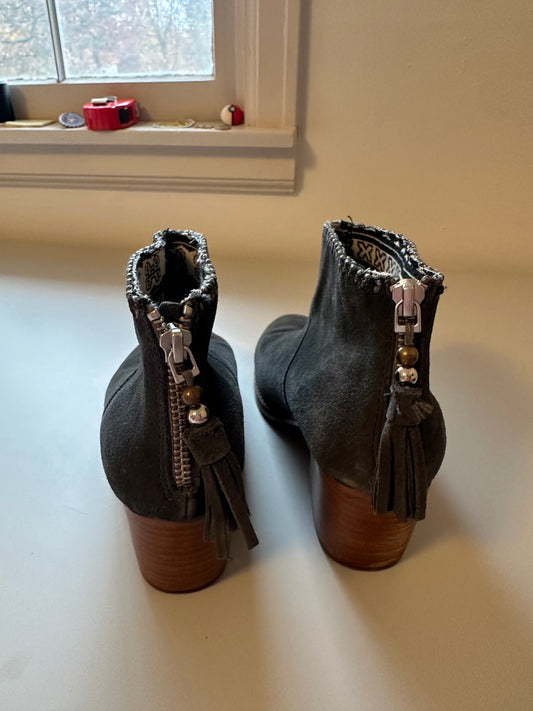 Toms Leila Dark Gray Suede Heeled Ankle Booties | Size 7