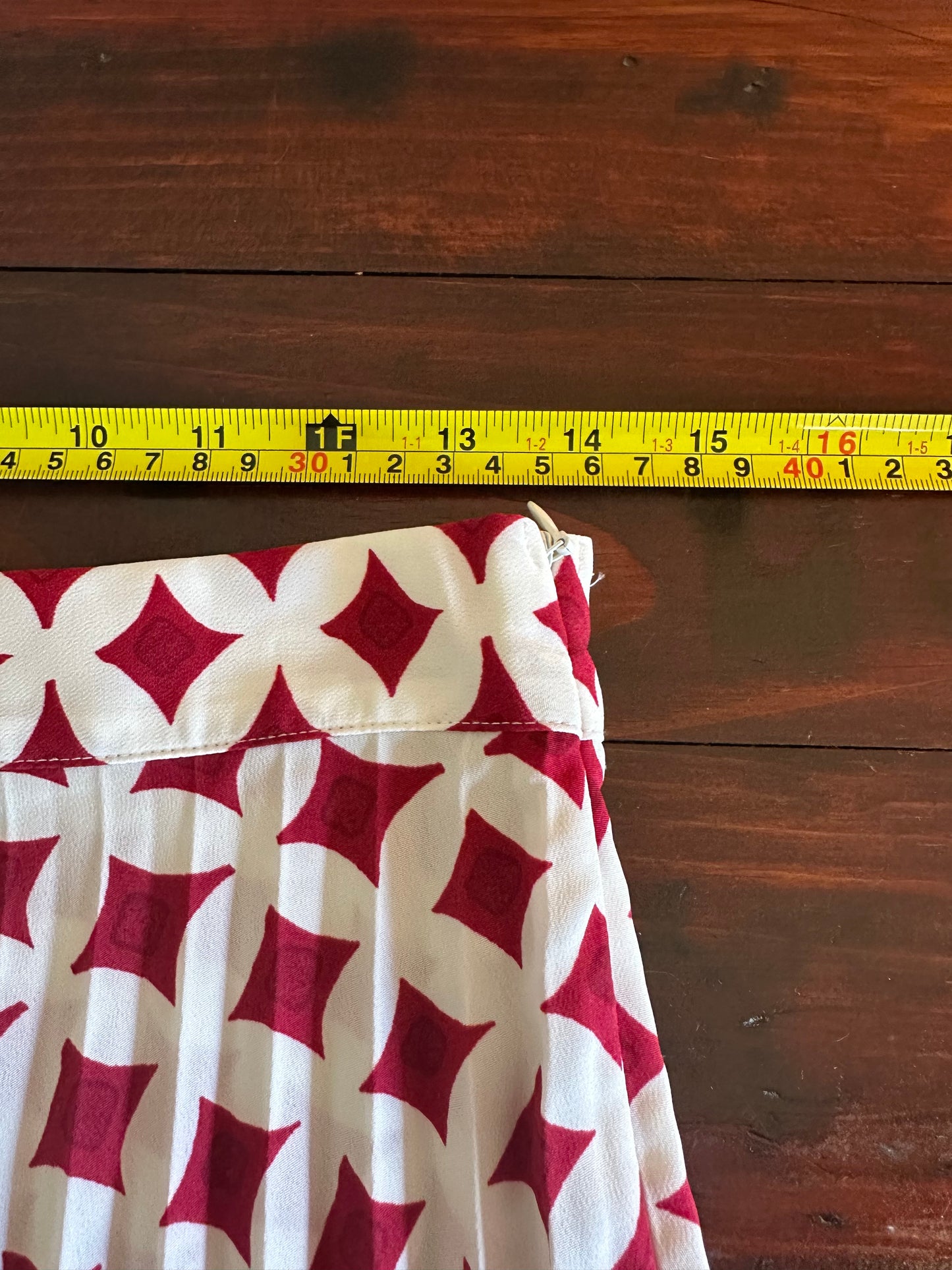 Zara Pleared Red and White Skirt - Size Medium