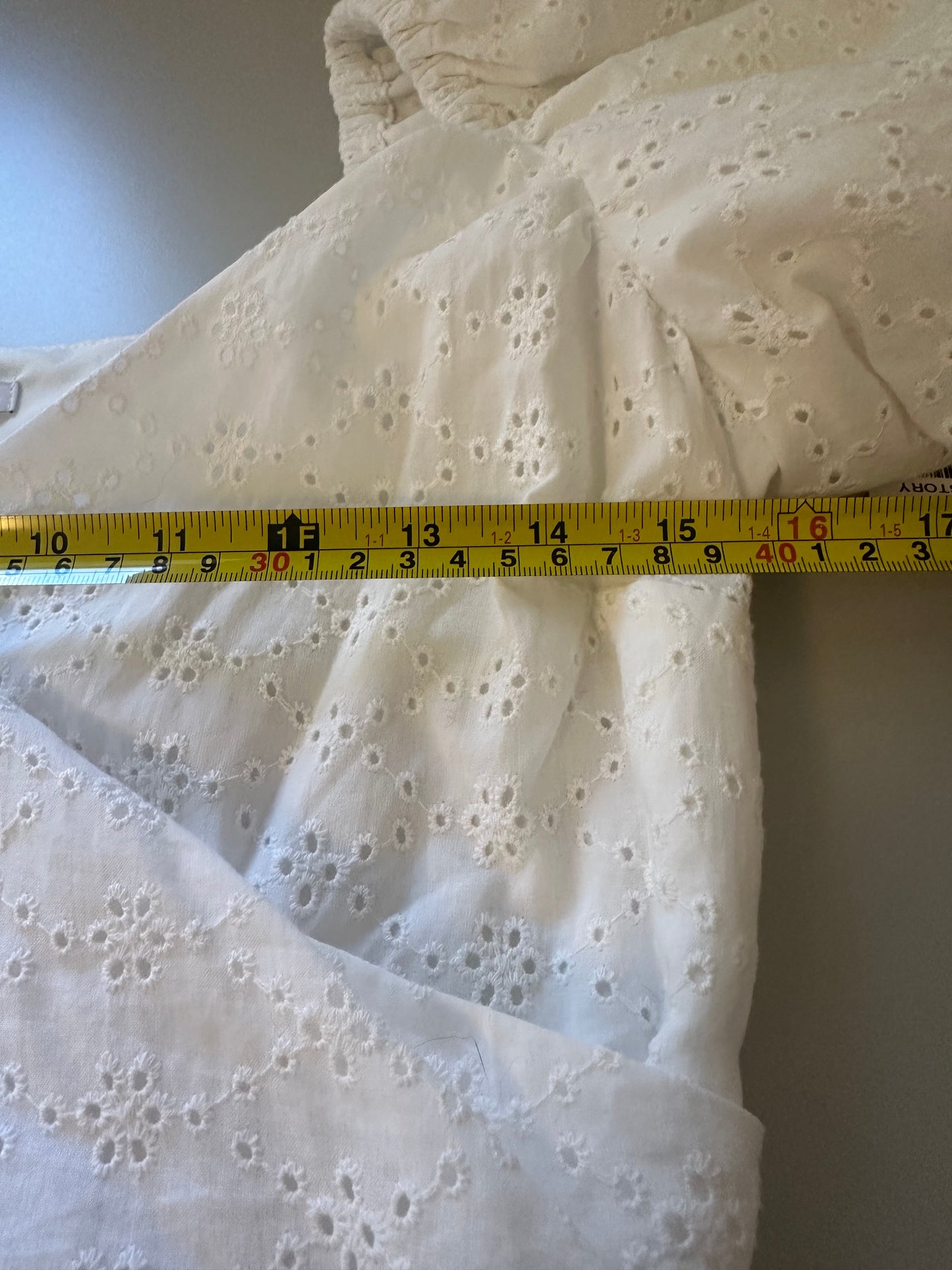 NWT Bar III White Eyelet Wrap Cropped Puff Sleeve Blouse | Size 6