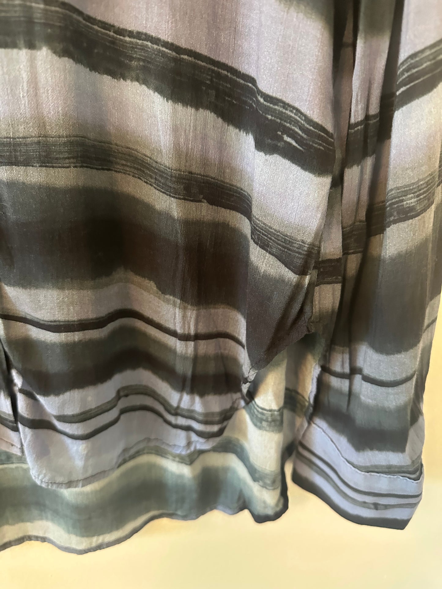 Bella Dahl Blue Striped Lightweight Women's Button Down Top Size Small