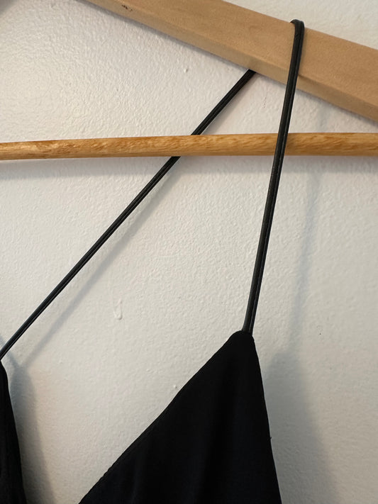 NWT Milly V-neck Flyaway Silk Tank in Black - Size Large