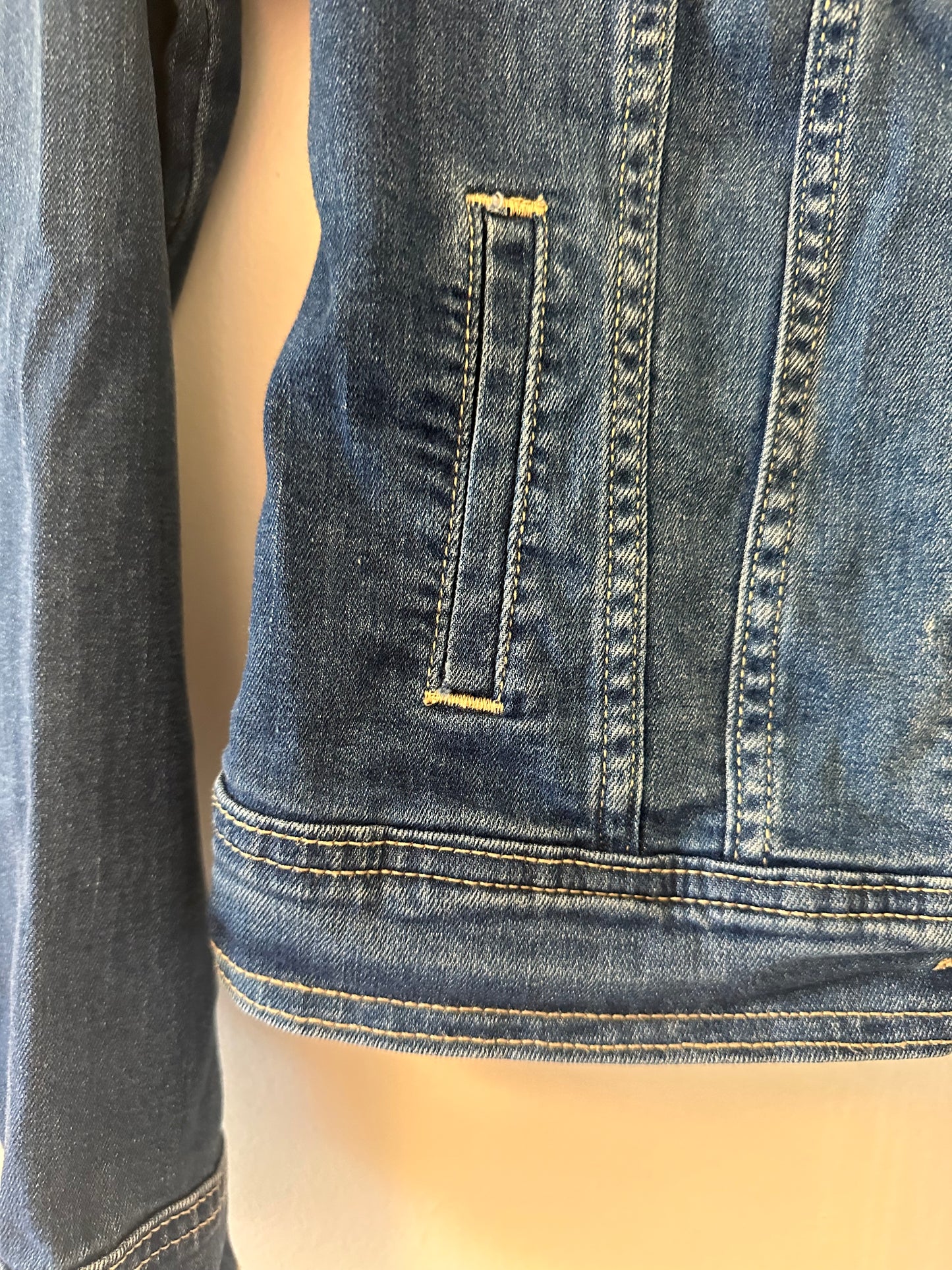 Old Navy Classic Blue Denim Jacket - Size Small