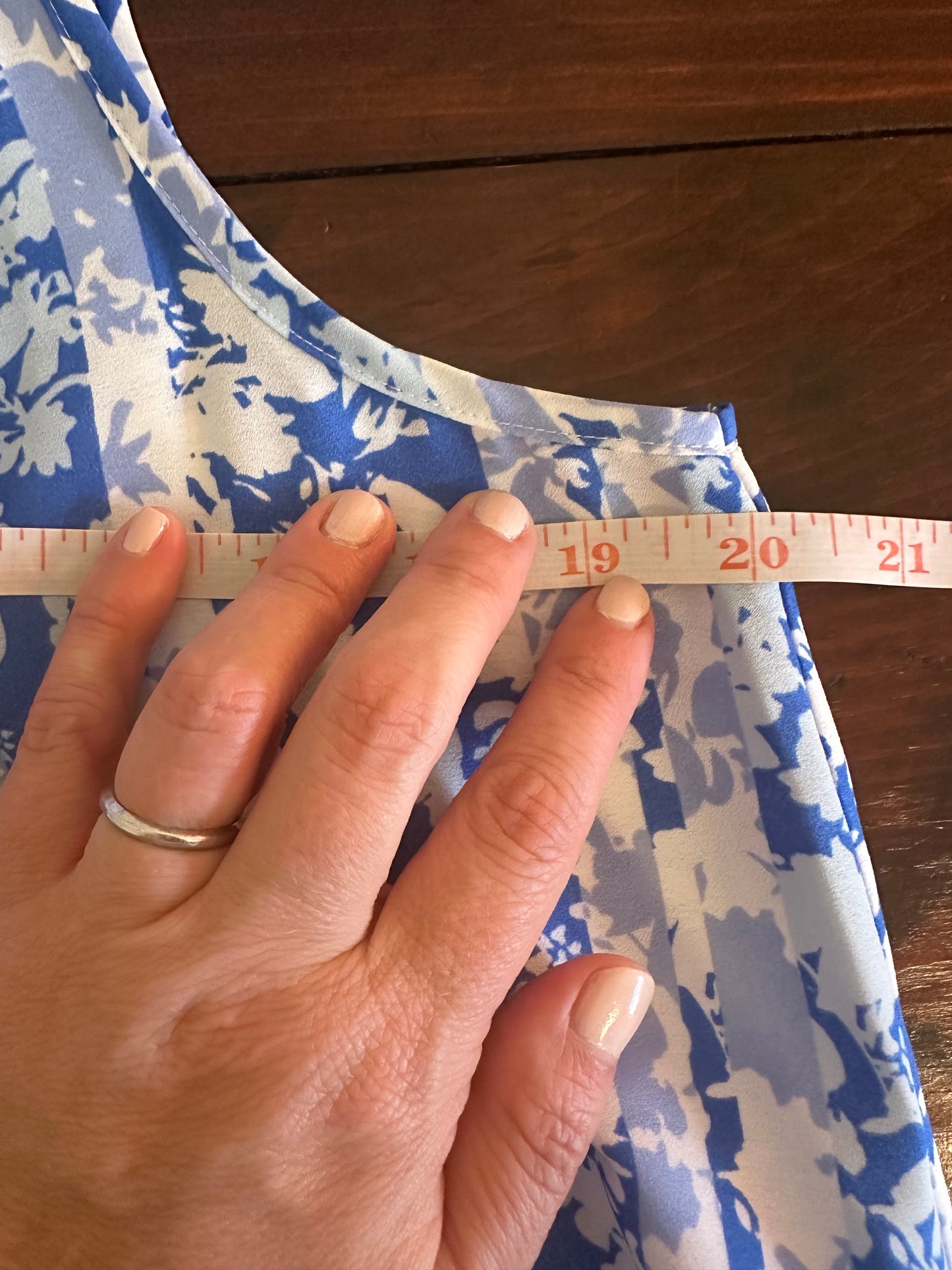 Marie Oliver Floral Blue Sleeveless Top Size Medium