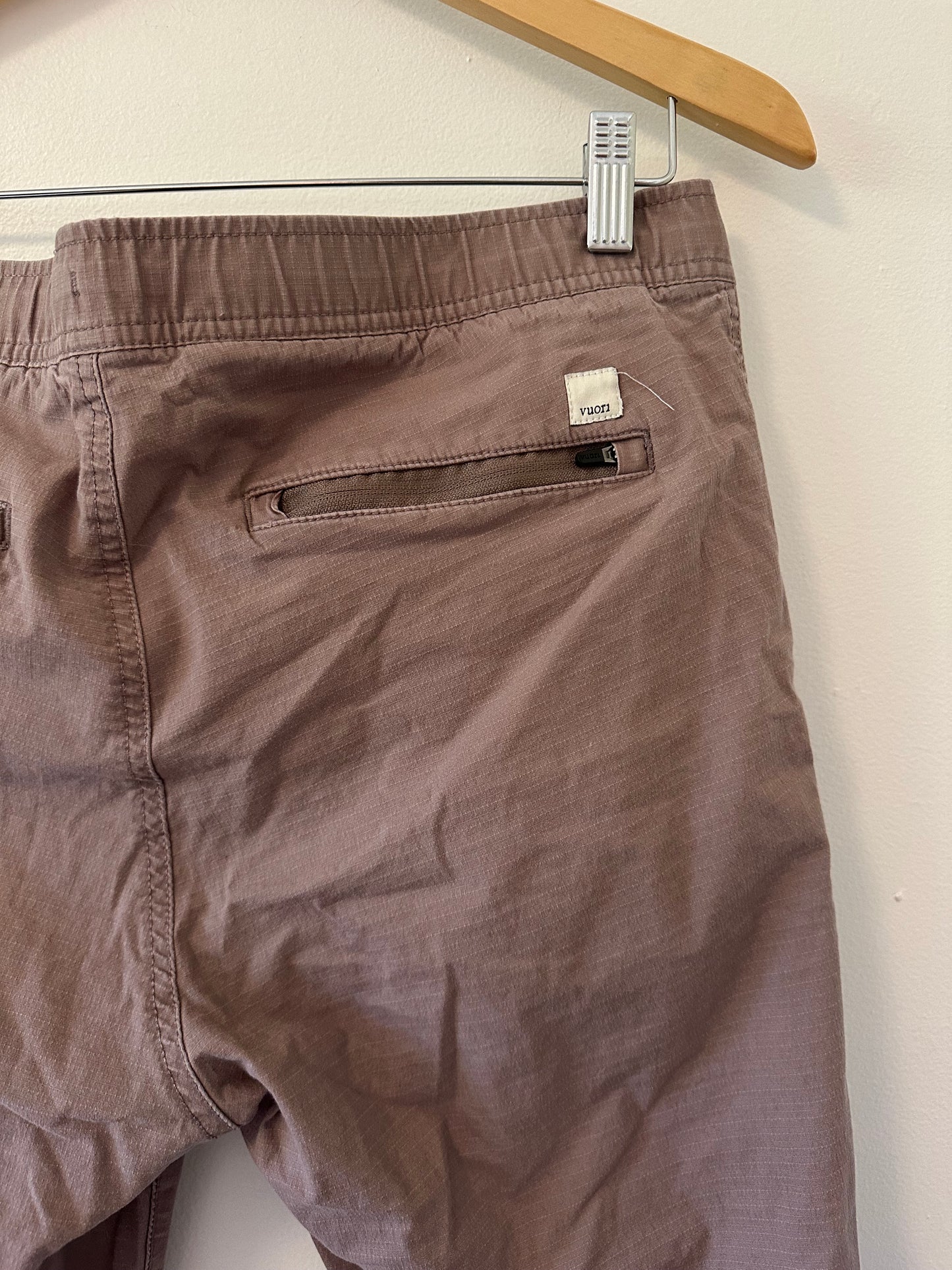 Vuori Ripstop Pants in Mauve - Size Large