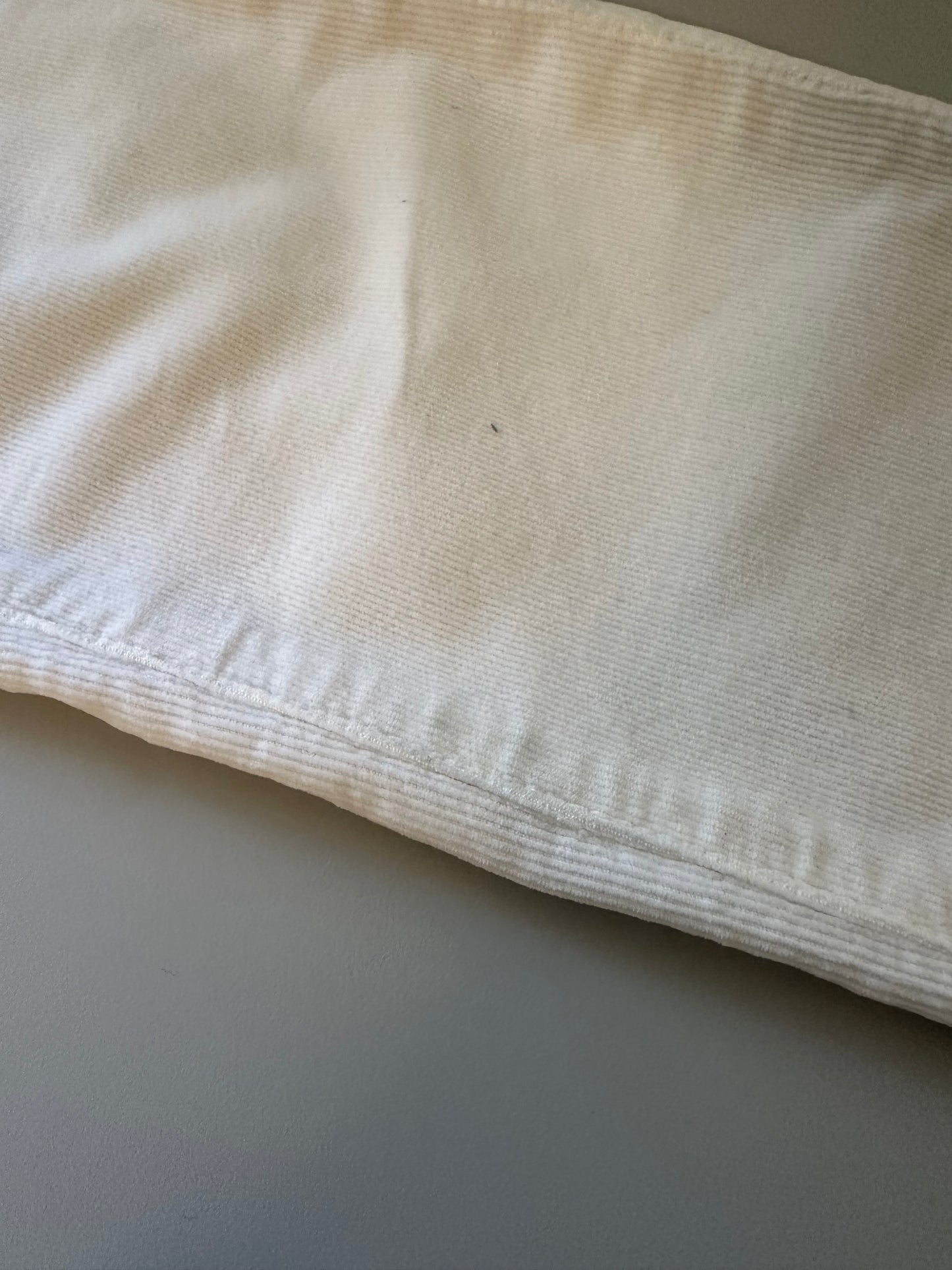 AG Adriano Goldschmied Stevie Ankle White Corduroy Jeans | Size 27