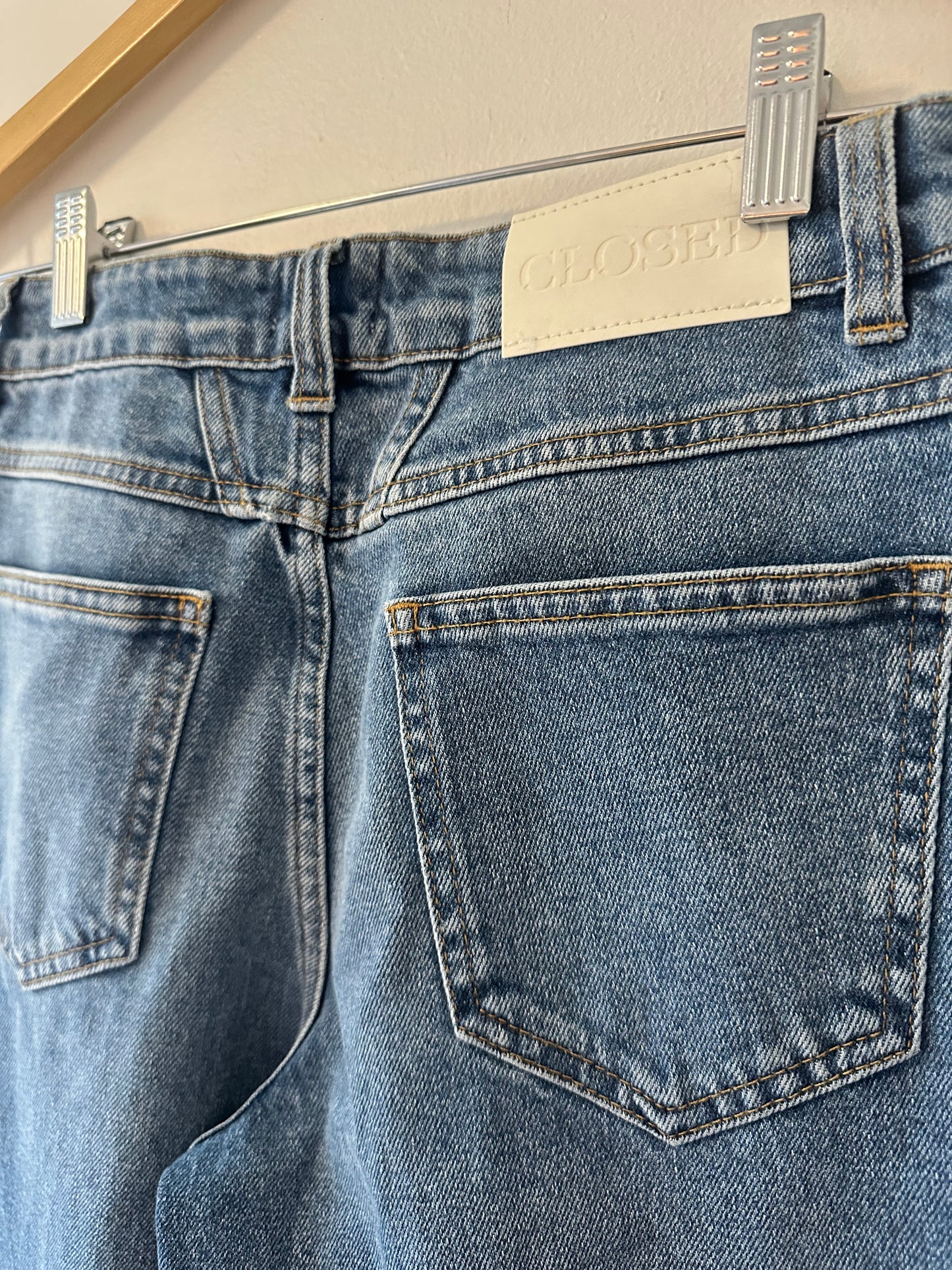 Closed Glow Up High Waisted Wide Leg Flare Jeans - Size 25