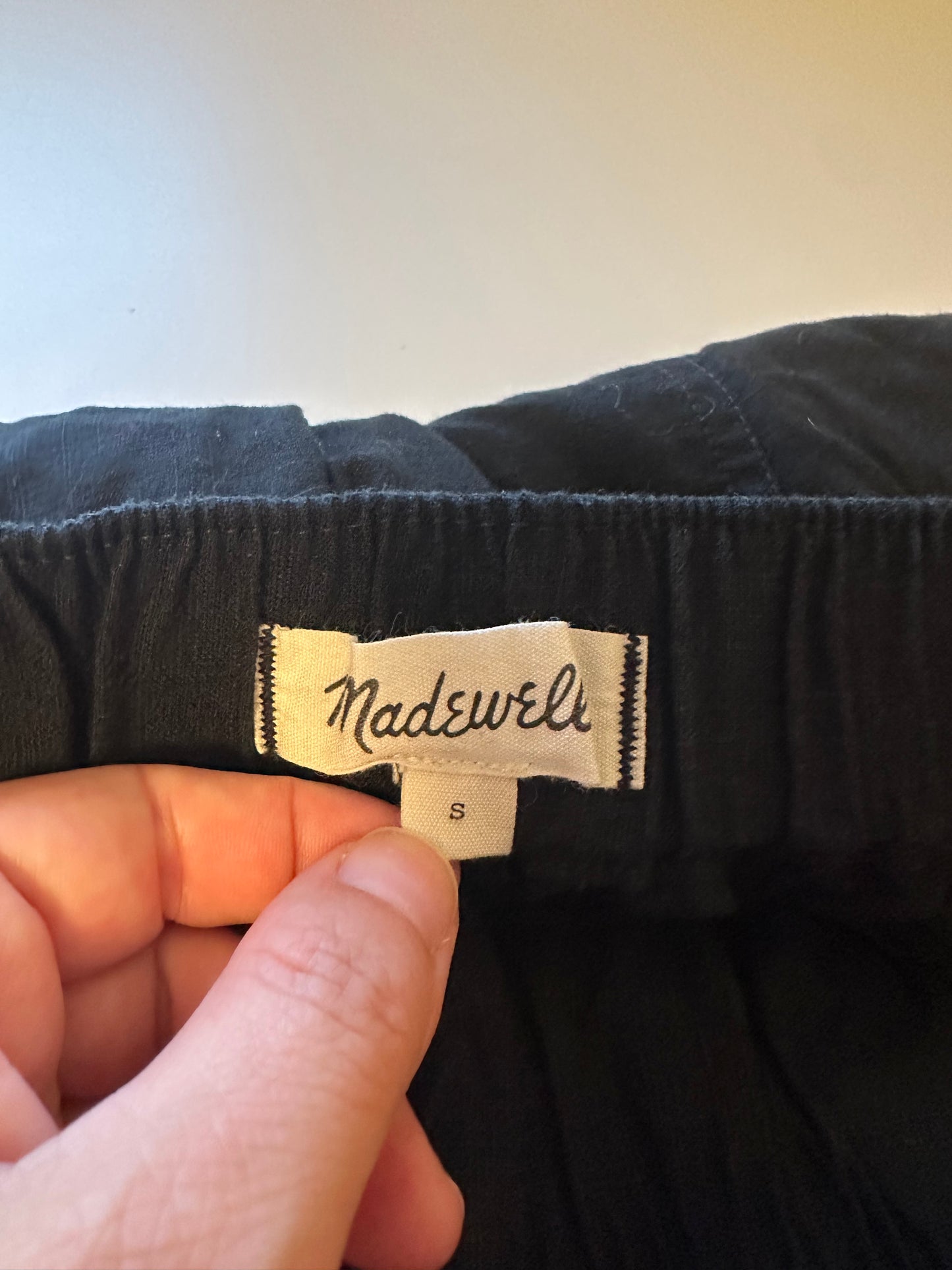 Madewell Linen Blend Black Relaxed Pull On Elastic Waist Shorts with Pockets | Size Small