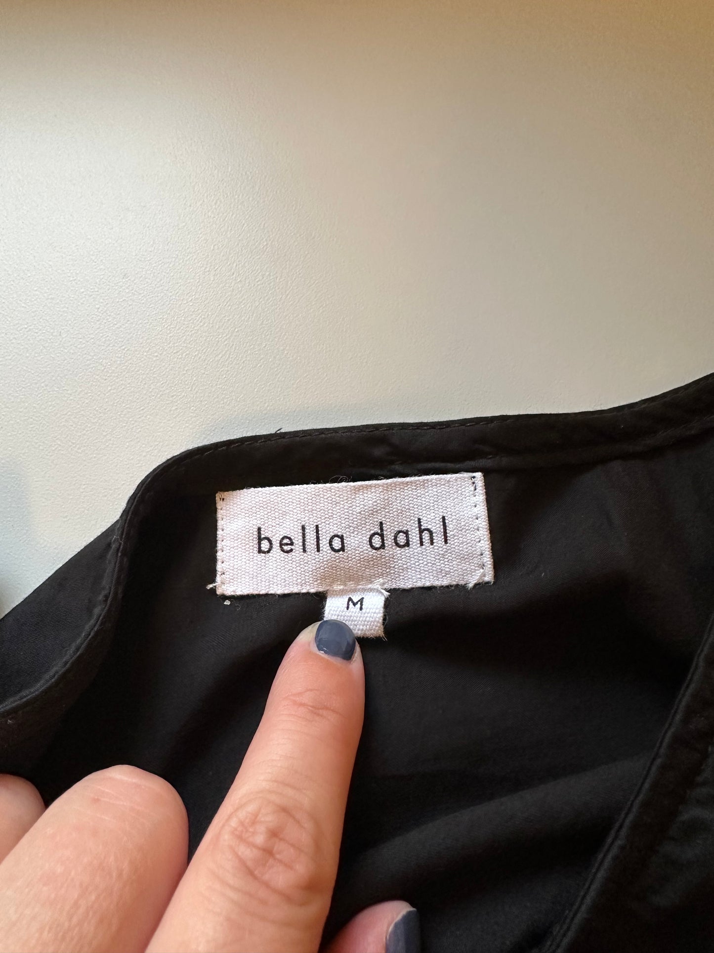 Bella Dahl Satin Smocked Waist Top in Black | Size Medium