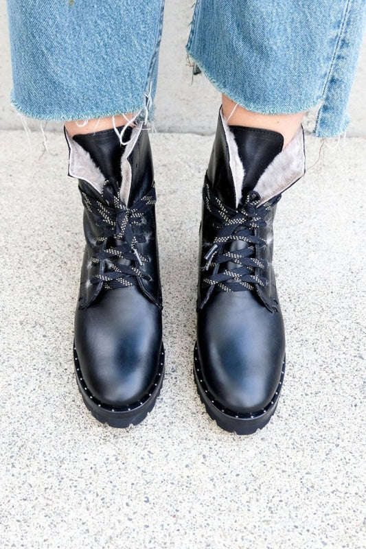 Freda Salvador Black Leather Shearling Lined Lace zip Hiking Combat Boots