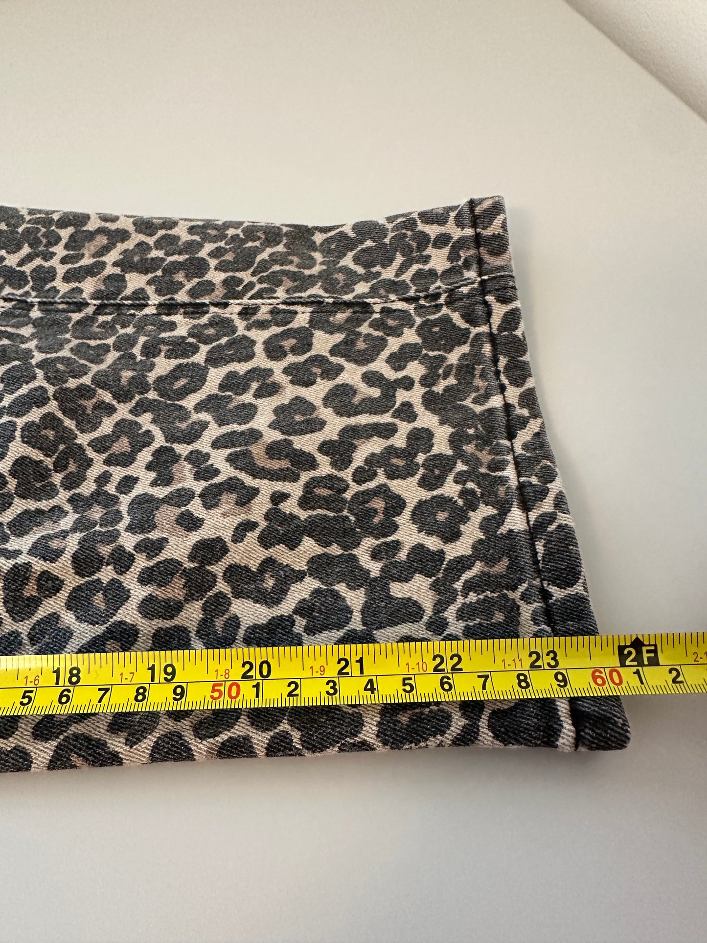 Miou Muse Leopard Print Barrel Jeans | Size Small
