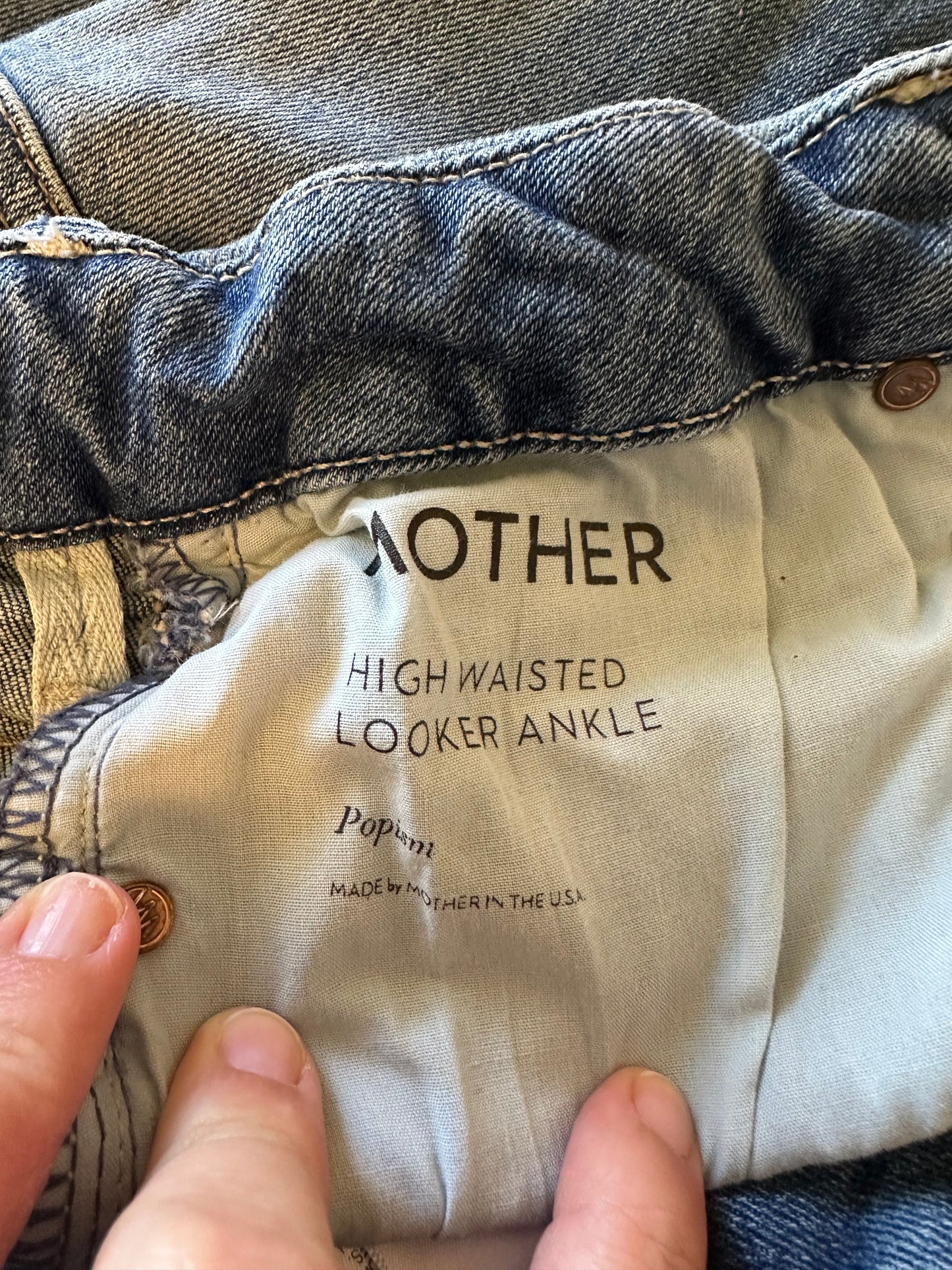 MOTHER High Waisted Looker Ankle Blue Cropped Jeans in Popism | Size 28