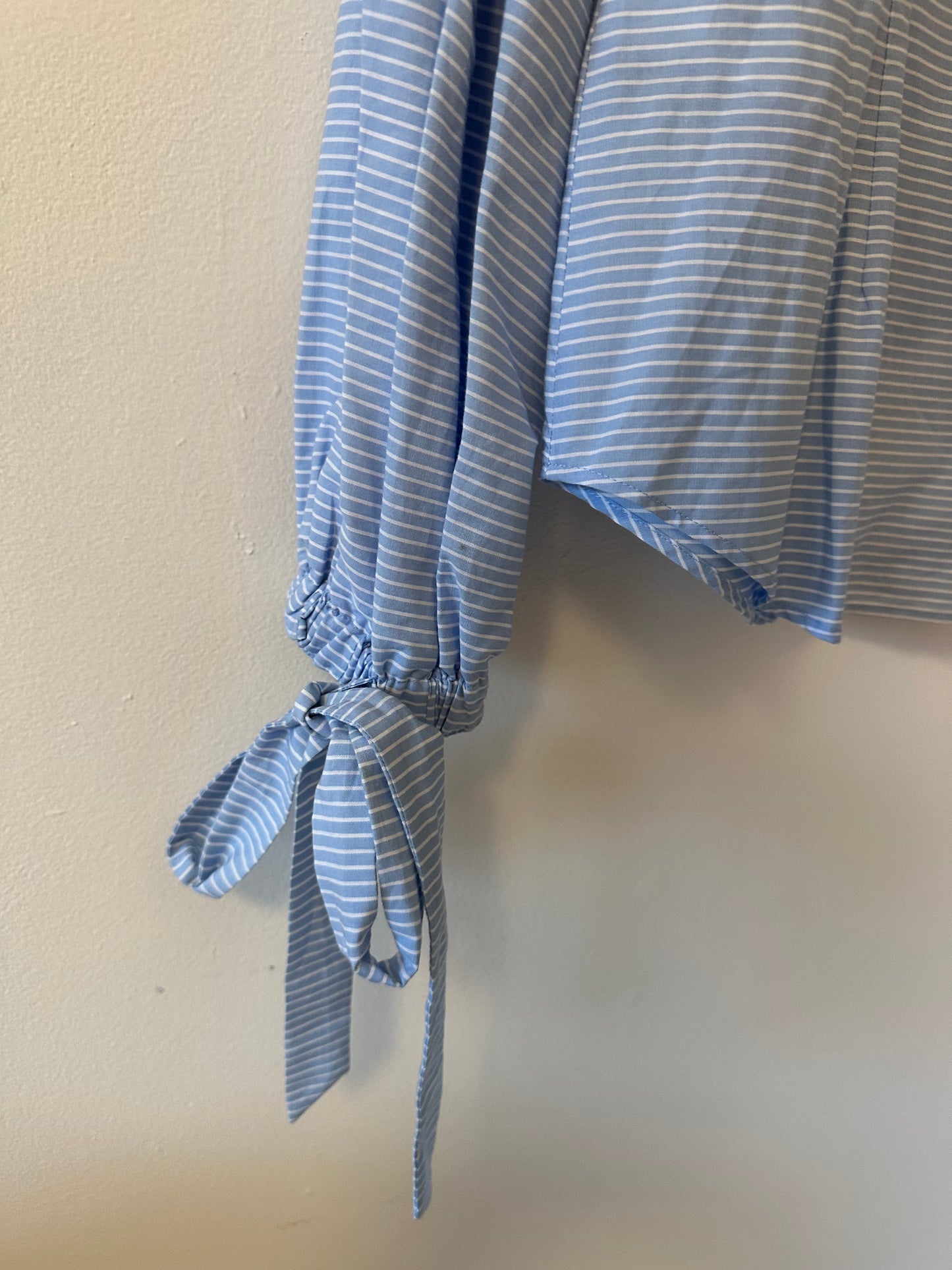 Banana Republic Light Blue Striped Button Down Shirt | Size 0