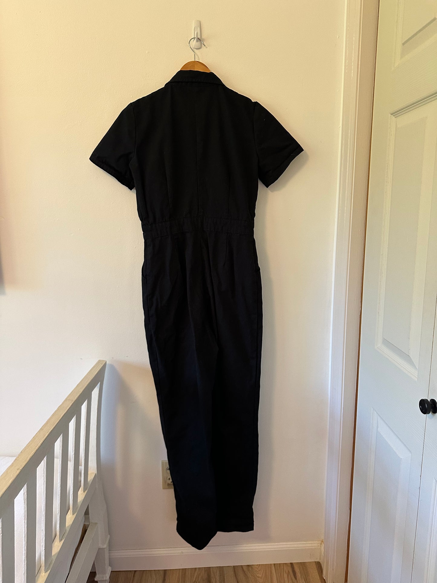 BDG Urban Outfitters - Black Short Sleeve Collared Zip Up Jumpsuit | Size Small