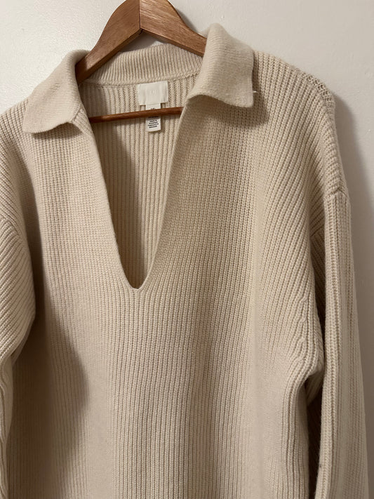 H&M Ivory Tunic Length Polo V-Neck Women's Sweater | Size Large