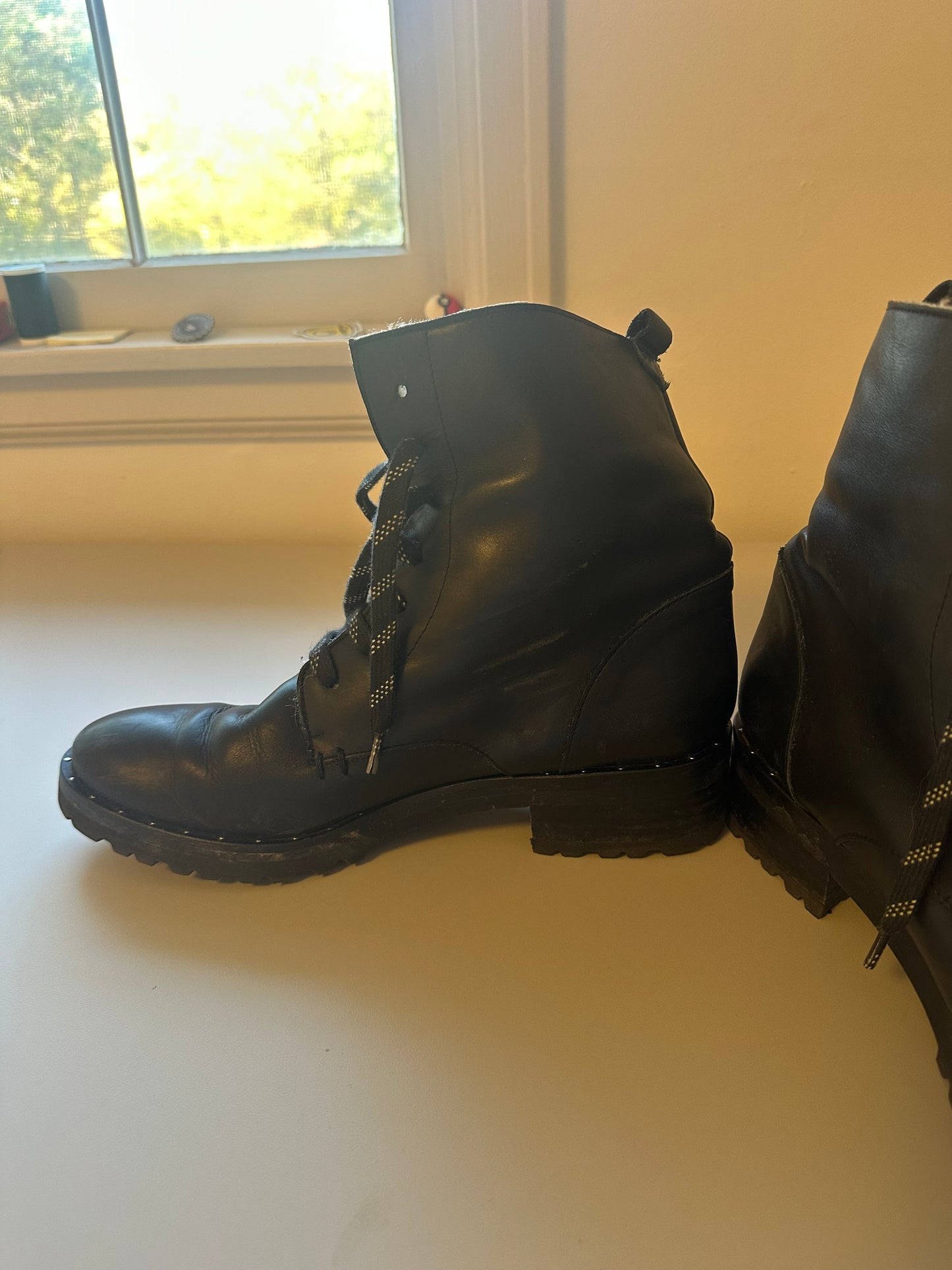 Freda Salvador Black Leather Shearling Lined Lace zip Hiking Combat Boots