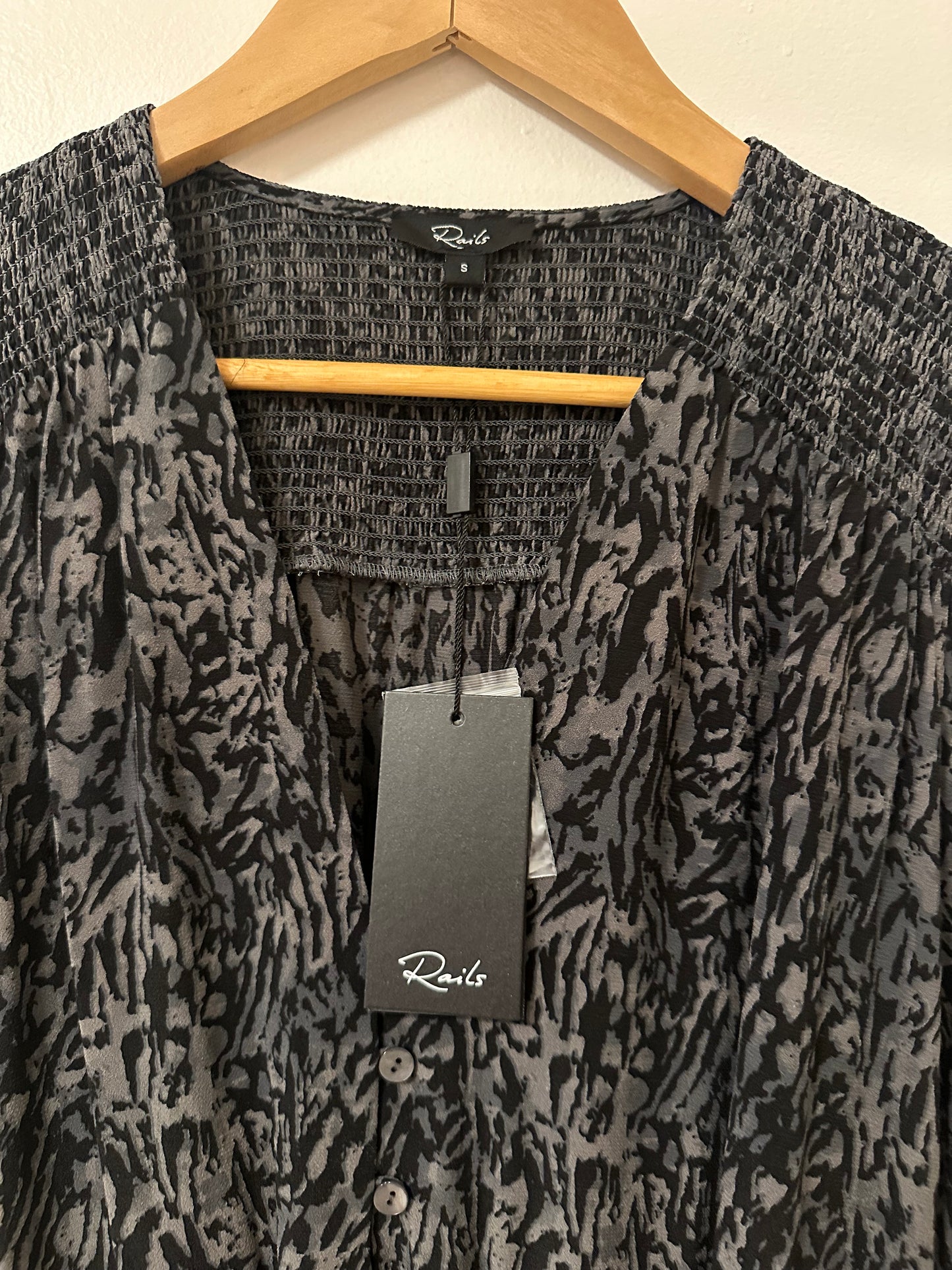 NWT Rails Zana Smocked Blouson Mini Dress in Abstract Animal Size Small