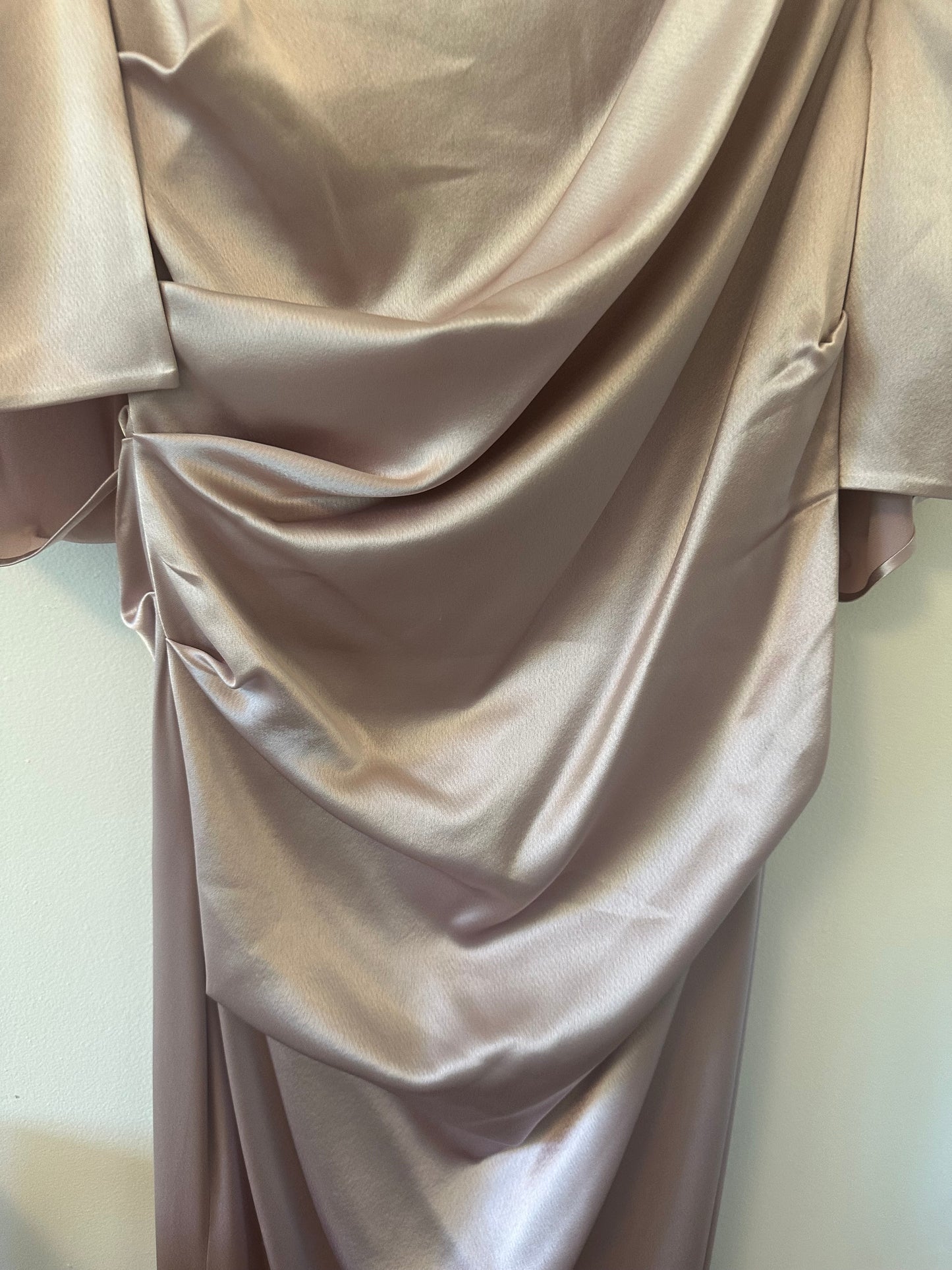 Talbot Runhof Bateau Neck Satin Floor Length Gown in Lilac - Size 12