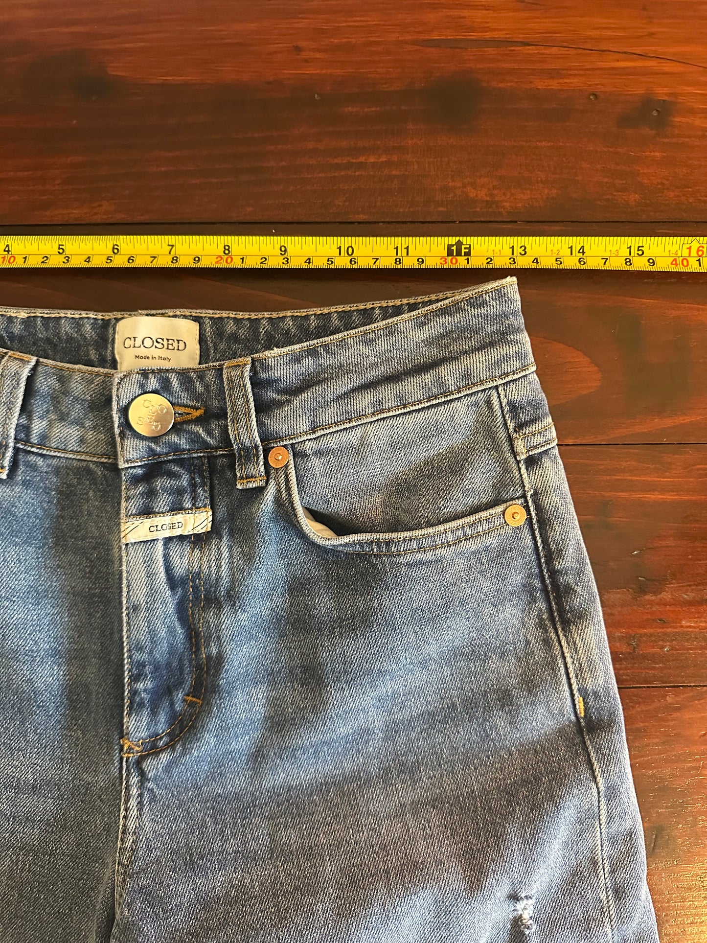 Closed Glow Up High Waisted Wide Leg Flare Jeans - Size 25
