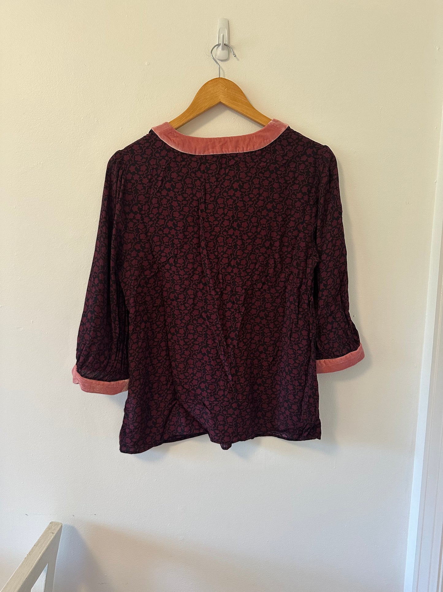 Boden Velvet Trimmed Annabel Top in Pink and Black - Size 8
