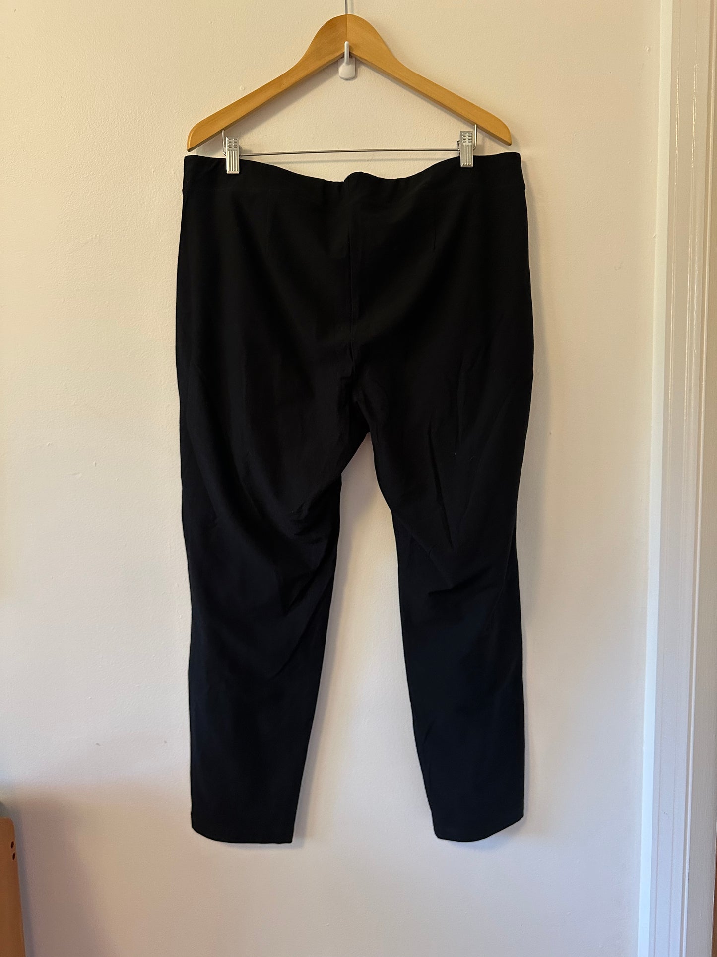 Eileen Fisher Washable Stretch Crepe Slim Ankle Pull On Pant | Size XL