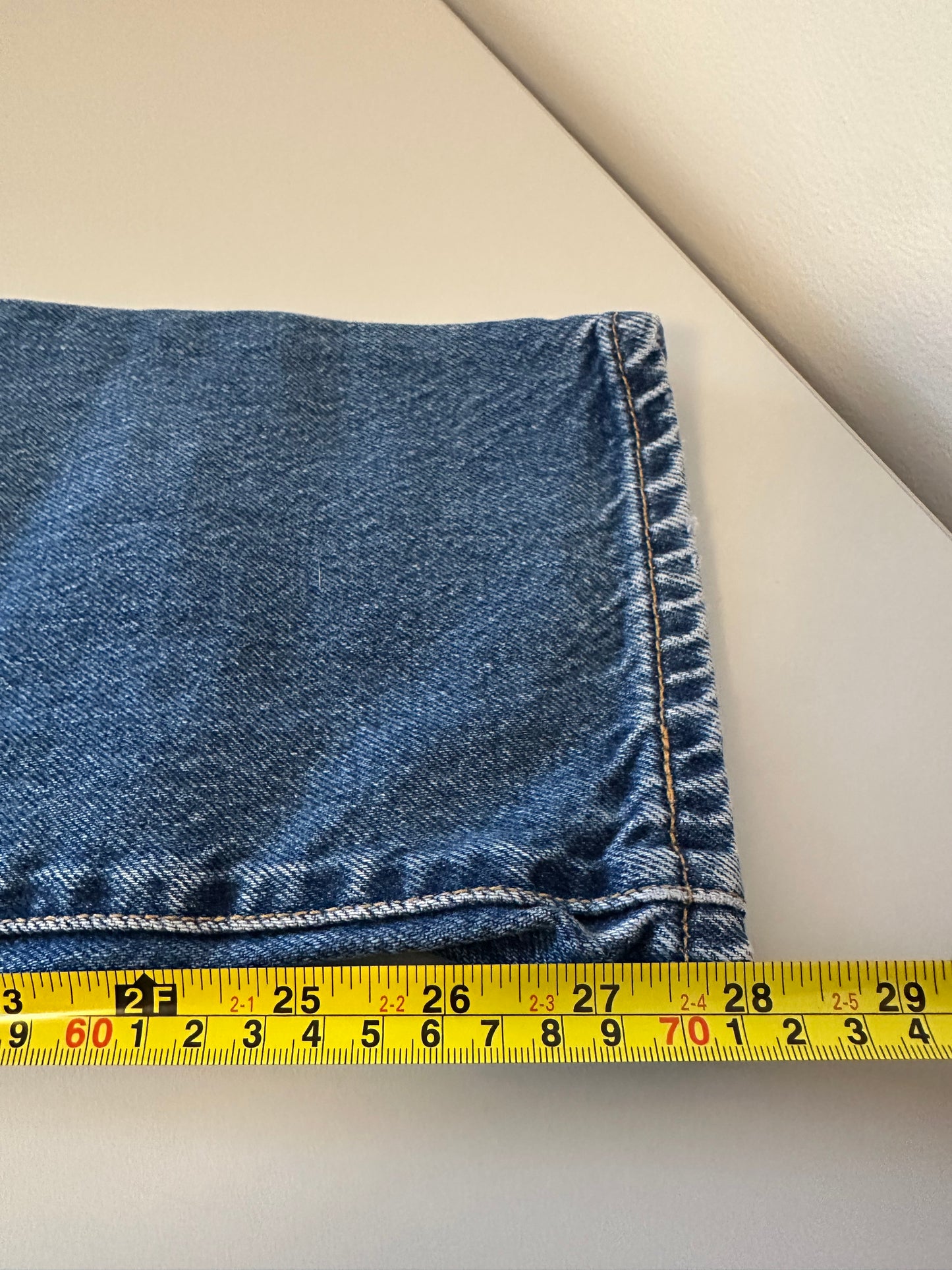 Levi's Vintage 550 Classic Relaxed Fit High Rise Blue Jeans | Size 14