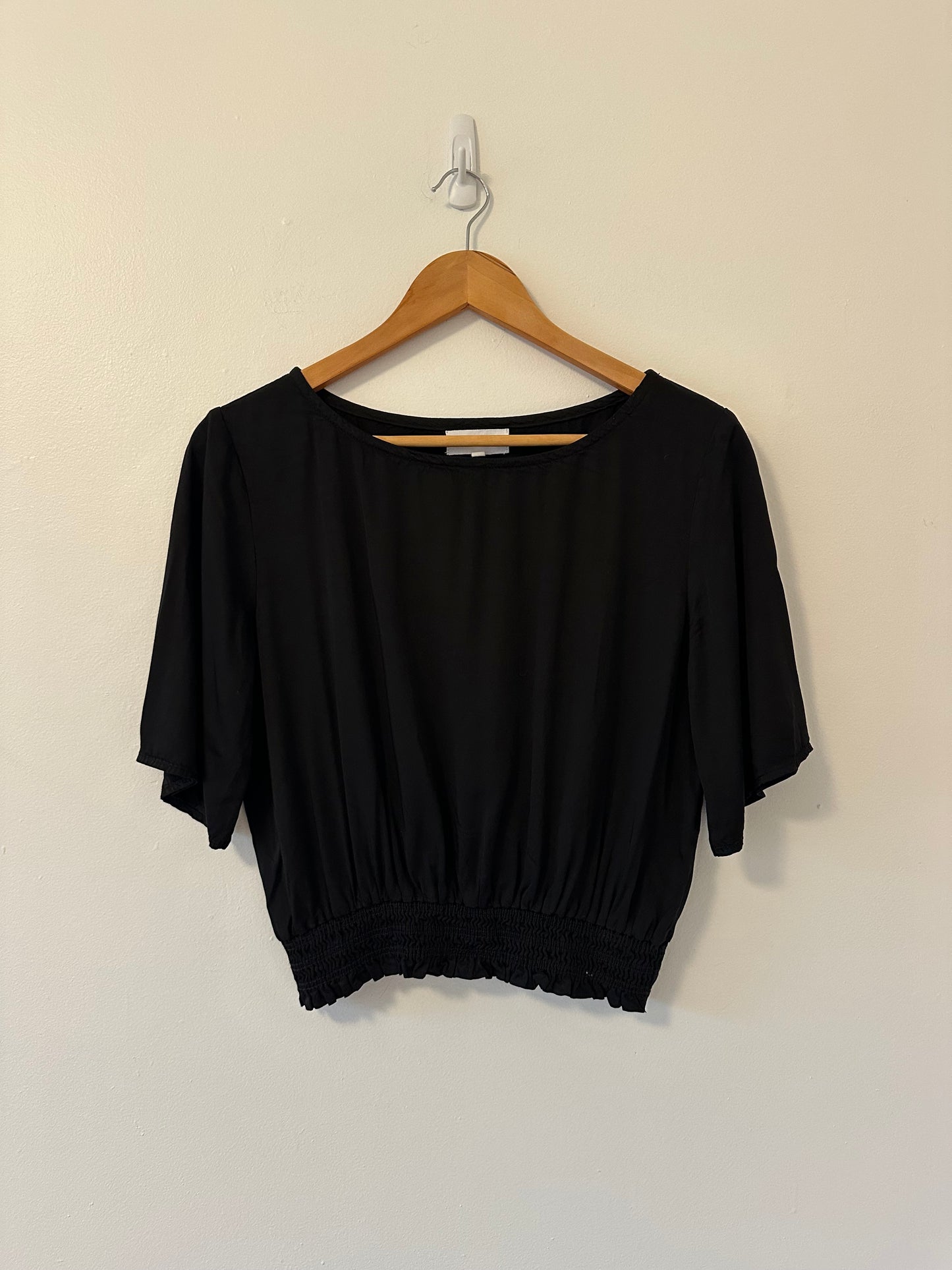 Bella Dahl Satin Smocked Waist Top in Black | Size Medium