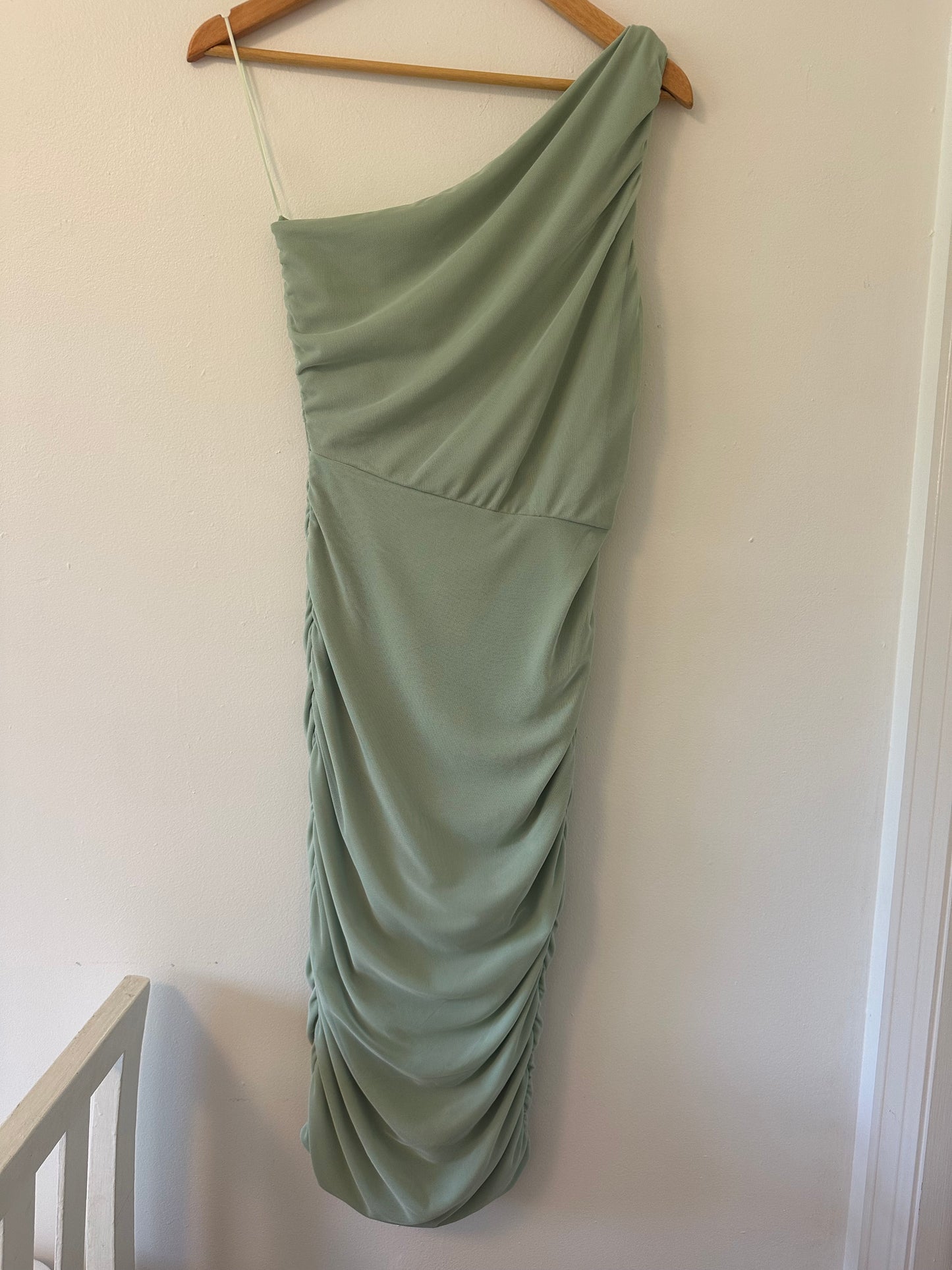 Love X Design One Shoulder Body Con Dress in Sage Green - Size Medium