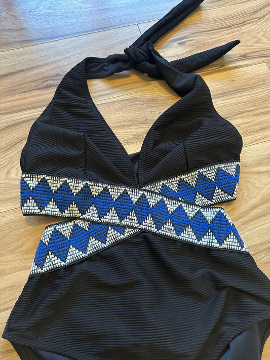 Cupshe Geo Stitching Wrap Cutout One Piece Swimsuit - Size Medium