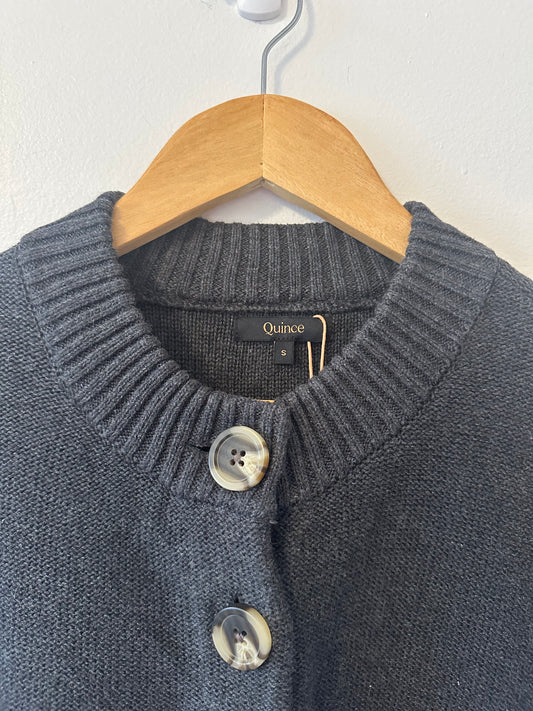 NWT Quince 100% Organic Cotton Cropped Cardigan in Charcoal Gray | Size Small