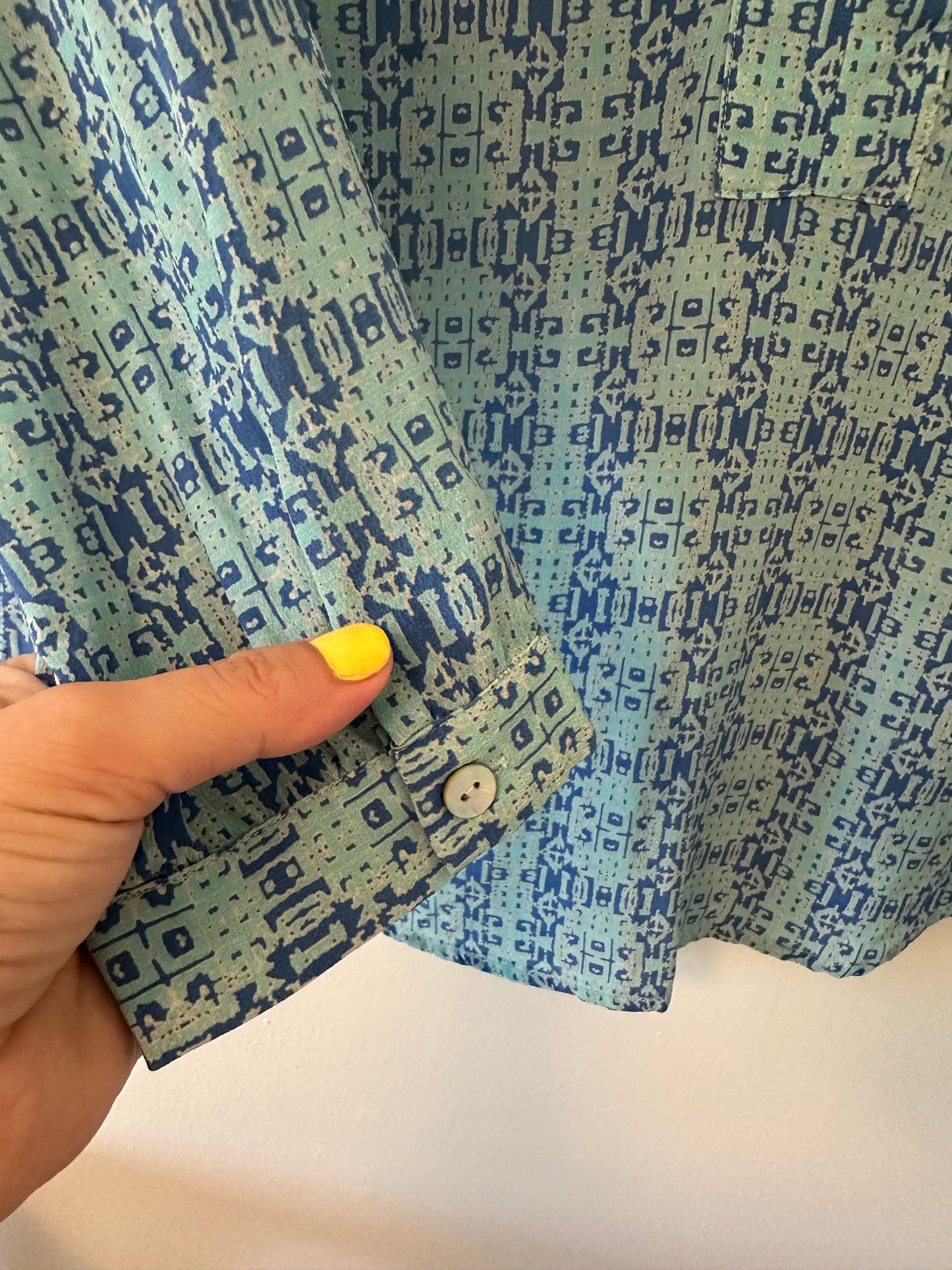 Ellie Kai Blue Patterned Women's Top - Size 4