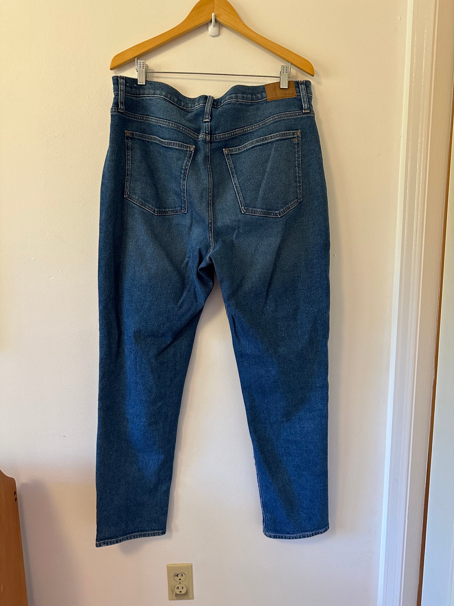 Madewell Women's The Slim High Rise Boy Straight Leg Jeans | Size 33 Tall