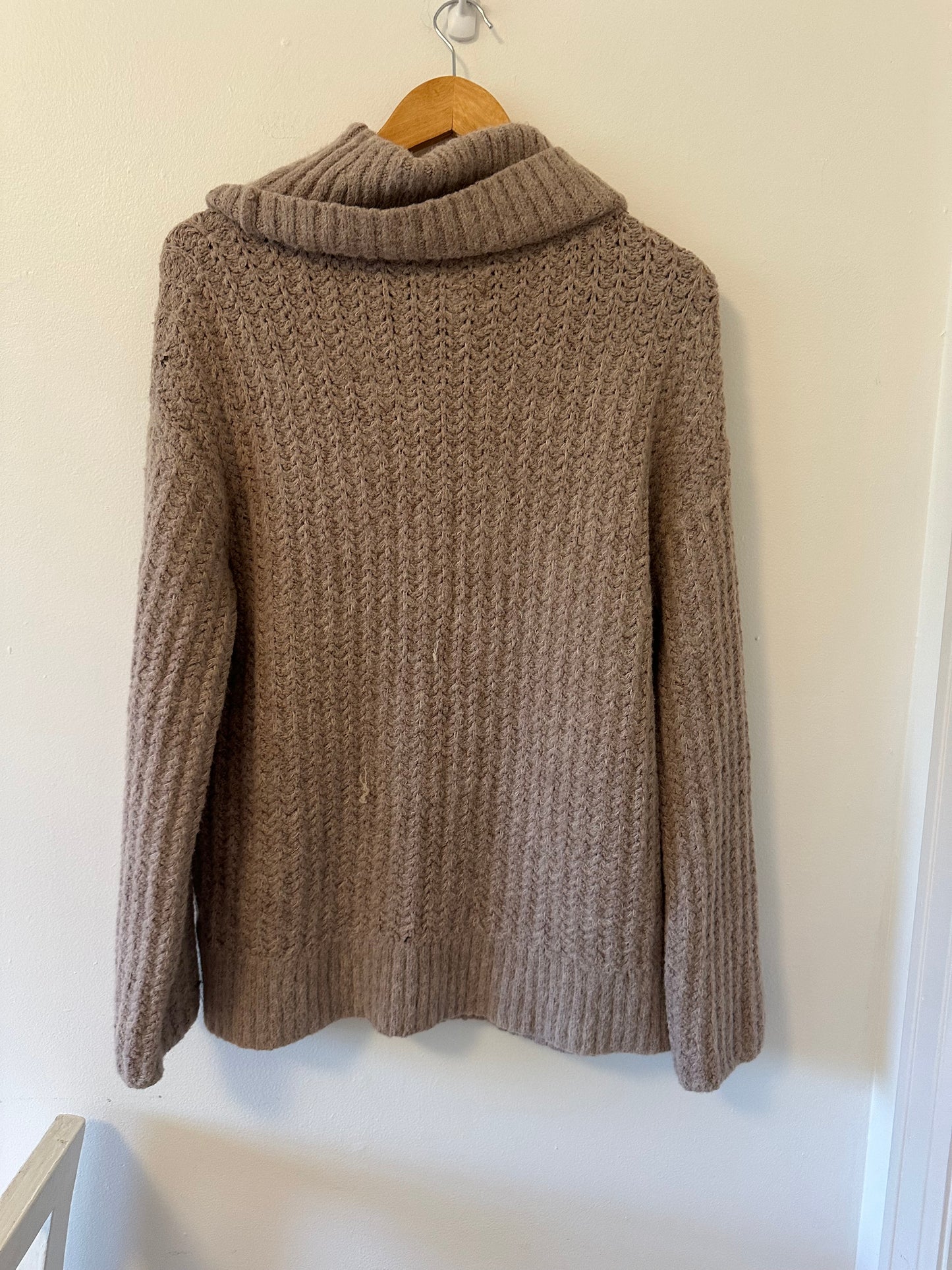 Anthropologie Maeve Cowl Turtleneck Sweater in Rose - Size Medium