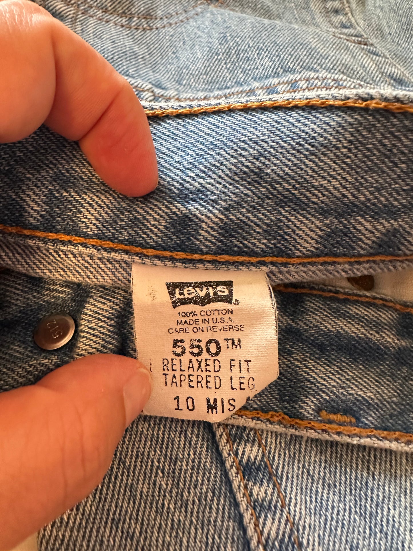 Levi's Vintage 550 Classic Light Blue Denim Tapered Cotton Jeans | Size 10