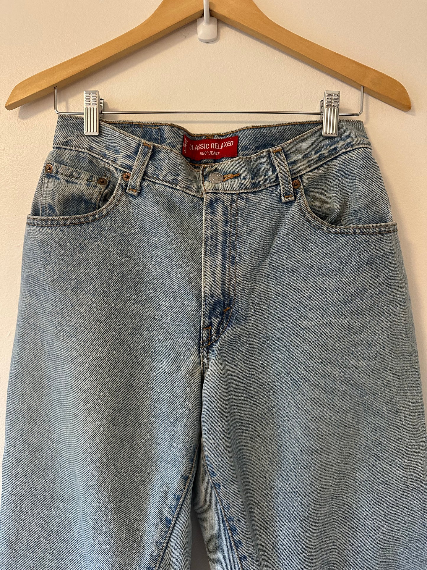 Levi's Vintage 90s Light Blue Classic Relaxed 550 Jeans | Size 6