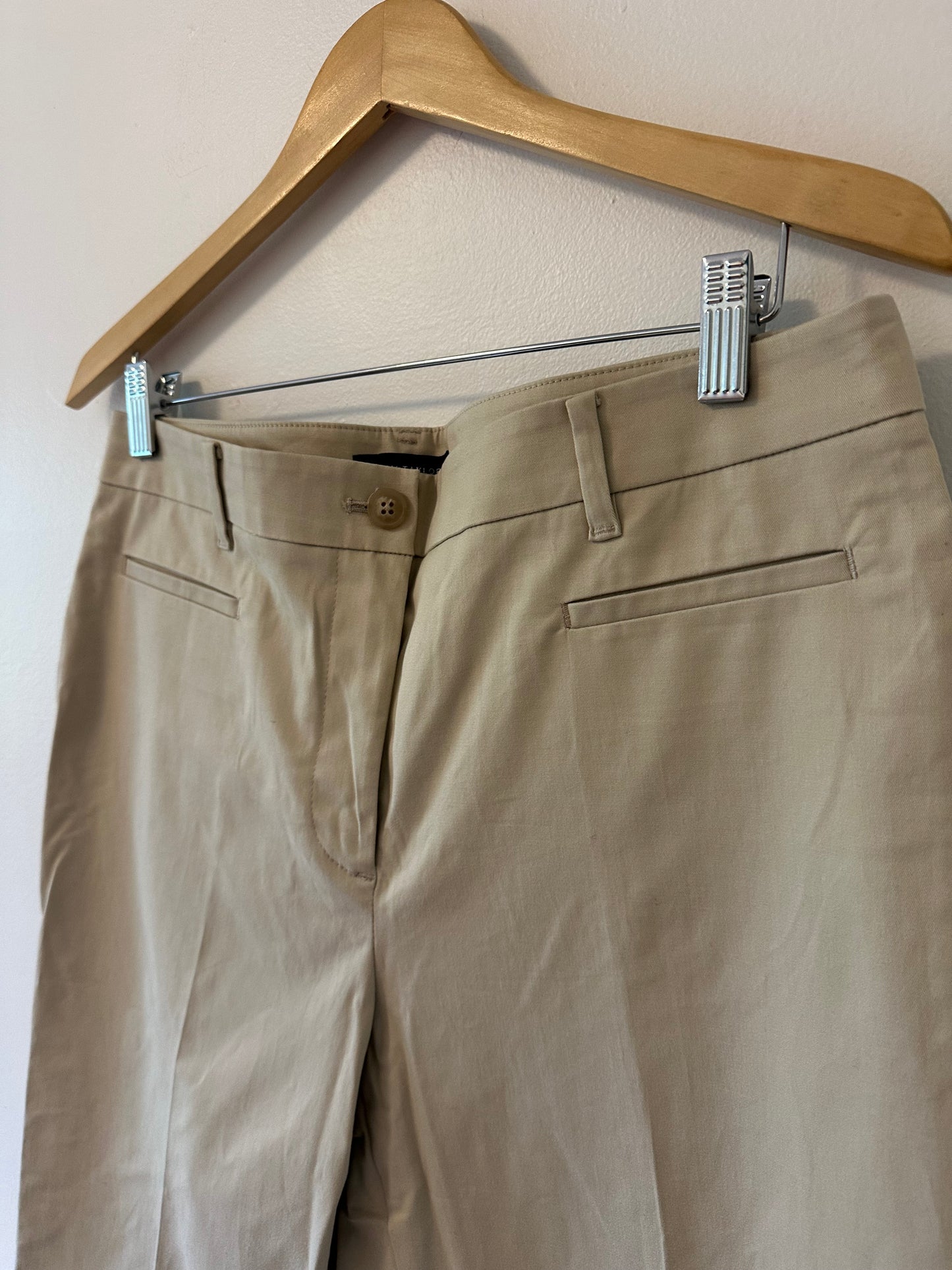 NWT Ann Taylor The Cotton Crop Pant in Soft Khaki - Size 12P