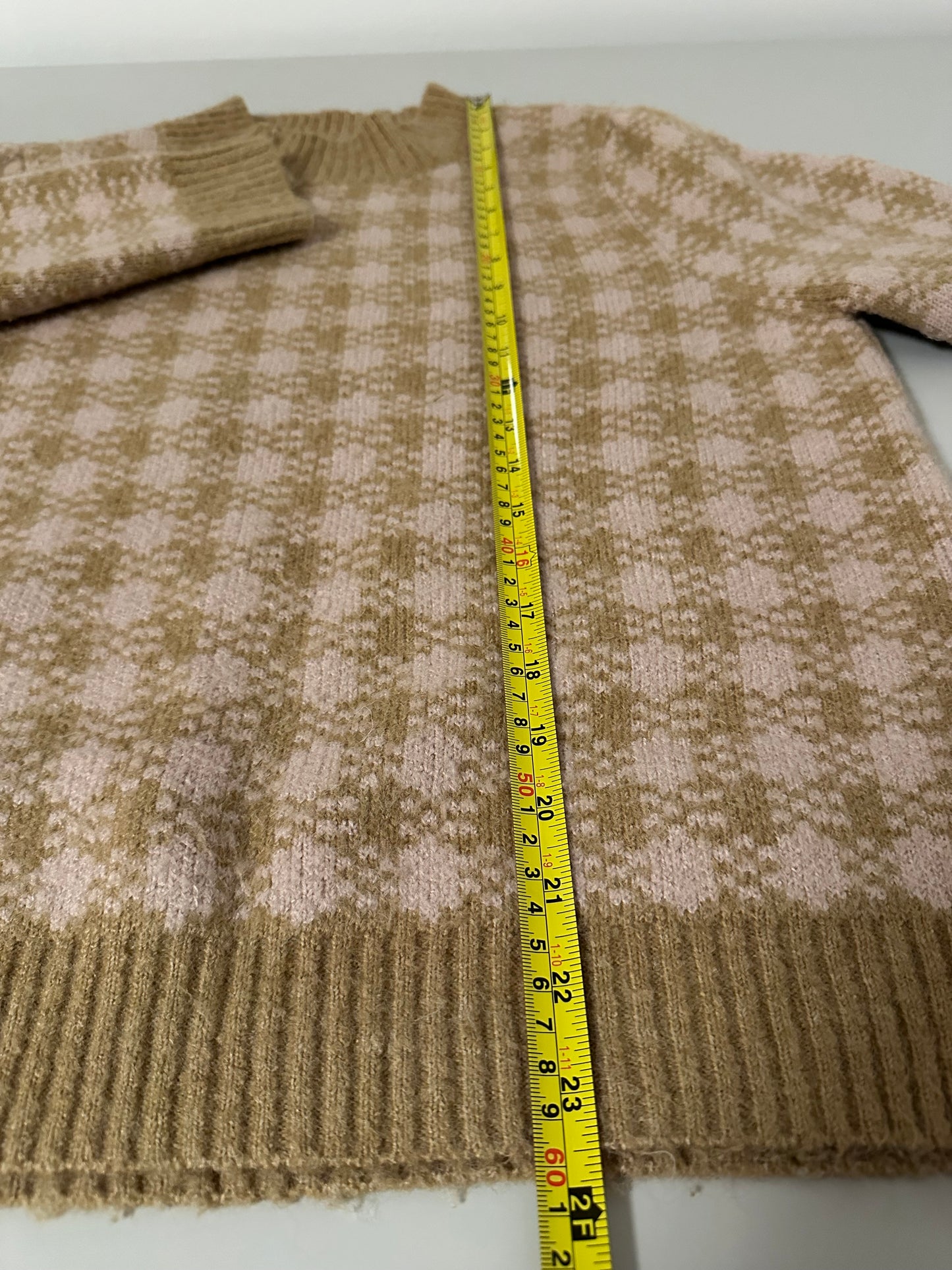 Heartloom Jodene Checkered Beige Sweater | Size Large